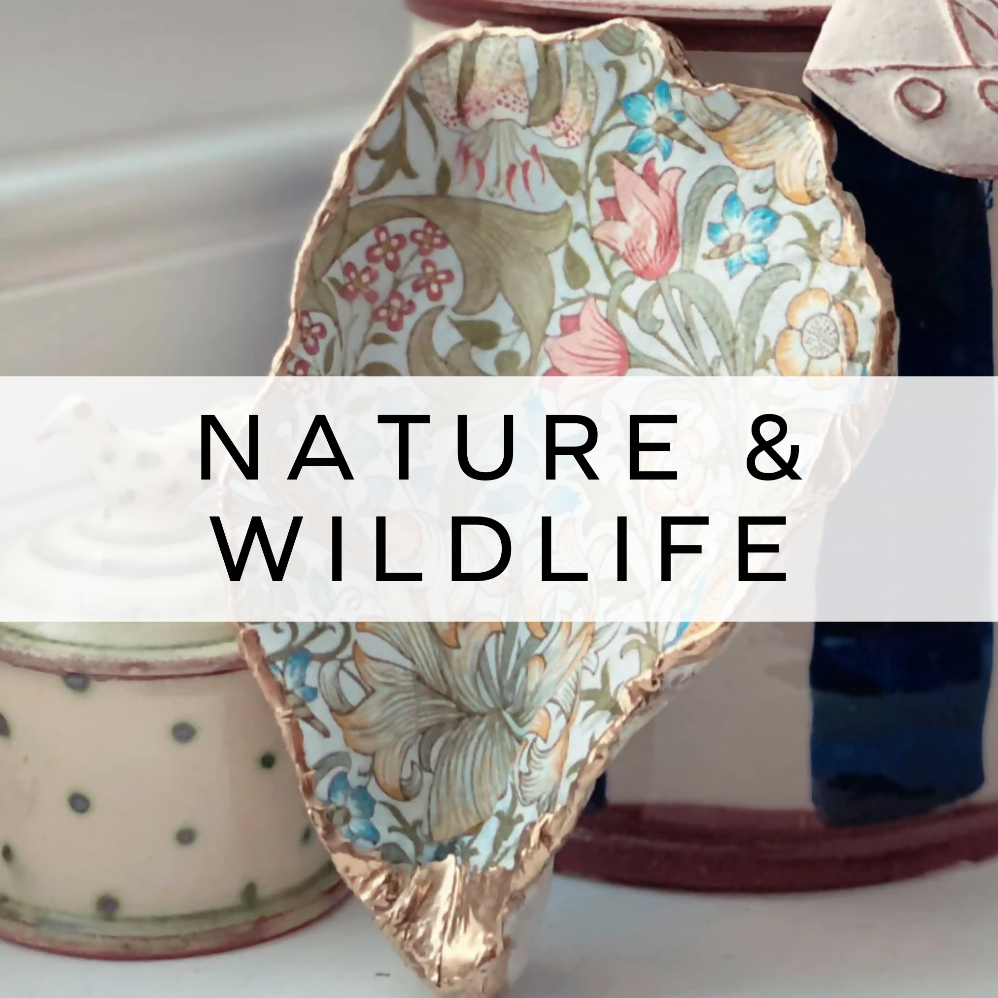 Hand-painted shell featuring intricate designs, perfect for adding a coastal touch to your home décor or as a unique beach-inspired gift.