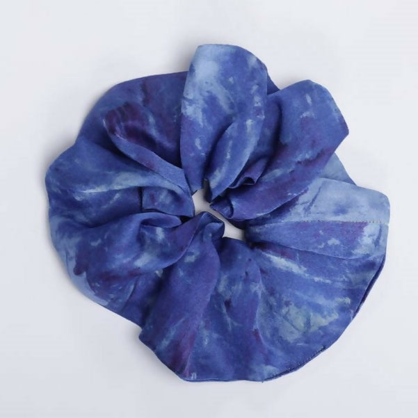 Silk Scrunchie | Luxurious & Versatile Hair Accessory | Art & Soul