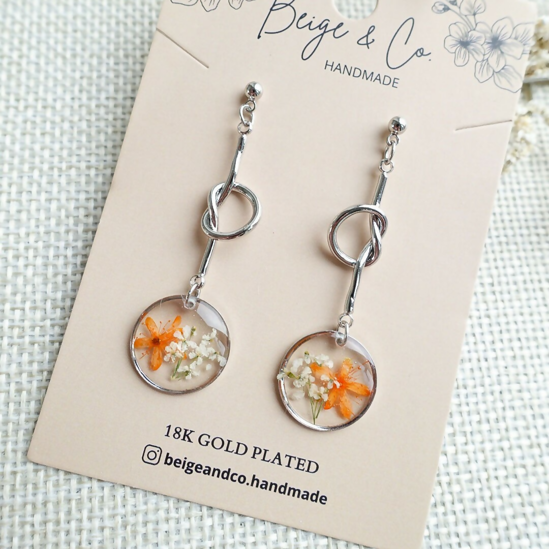 Real Flower Mini Silver Knot Circle Earrings