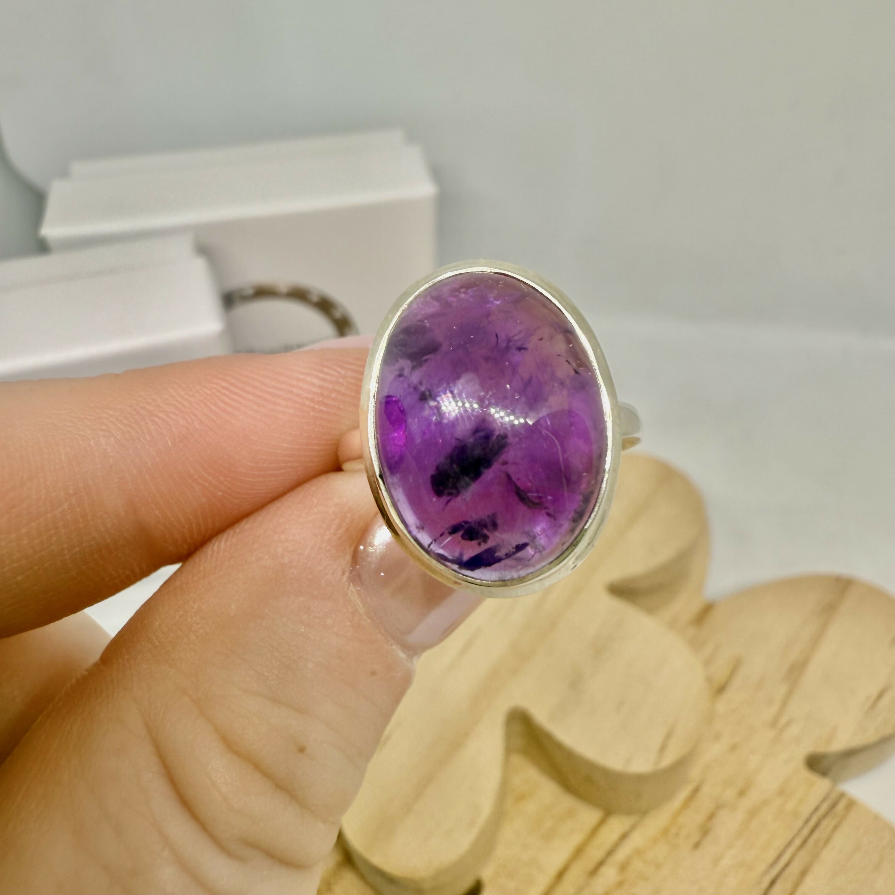 AMETHYST RING SIZE R