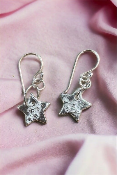 Little star earrings