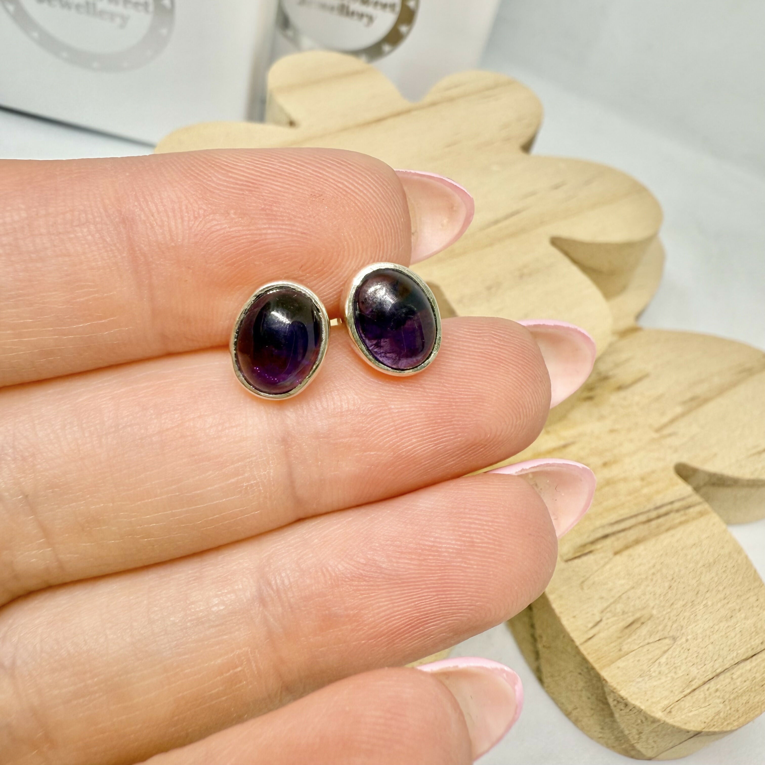 AMETHYST STUD EARRINGS