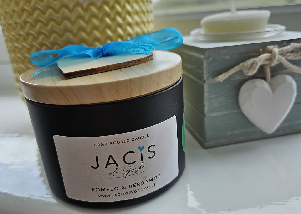 Jacis of York -230ML Scented Botanical Candle - Pomelo & Bergamot