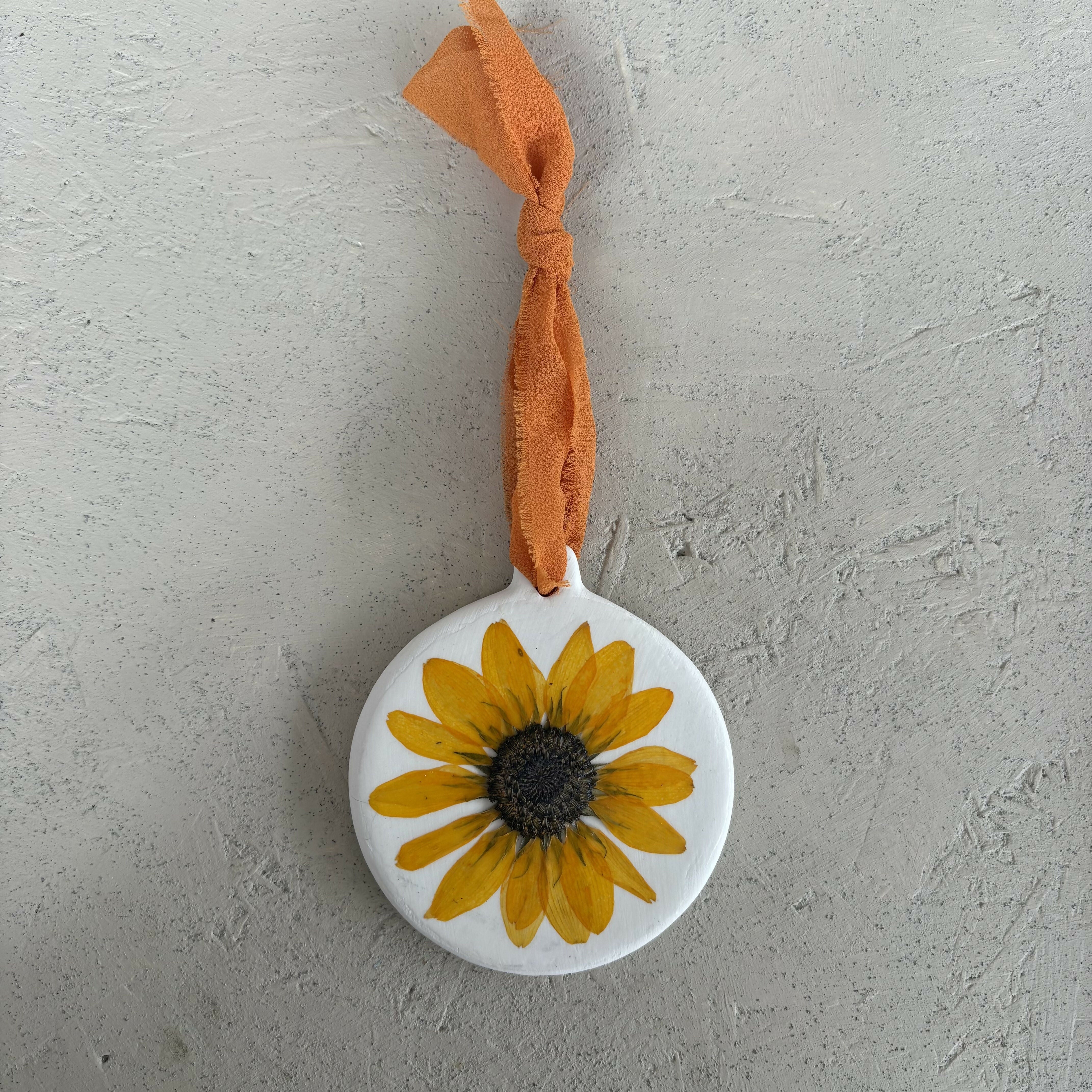 Pressed Sunflower Decoration