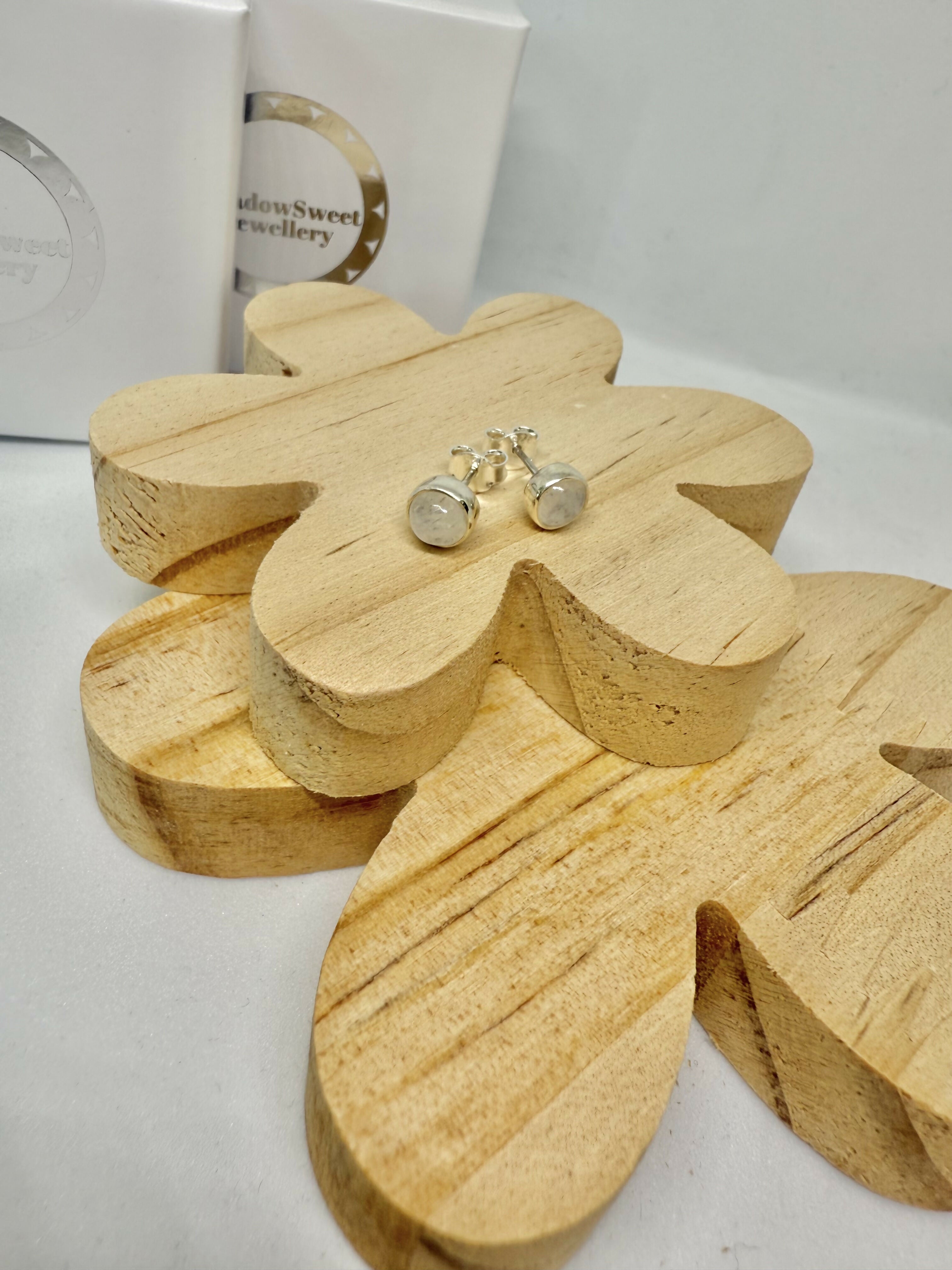 WHITE MOONSTONE STUD EARRINGS