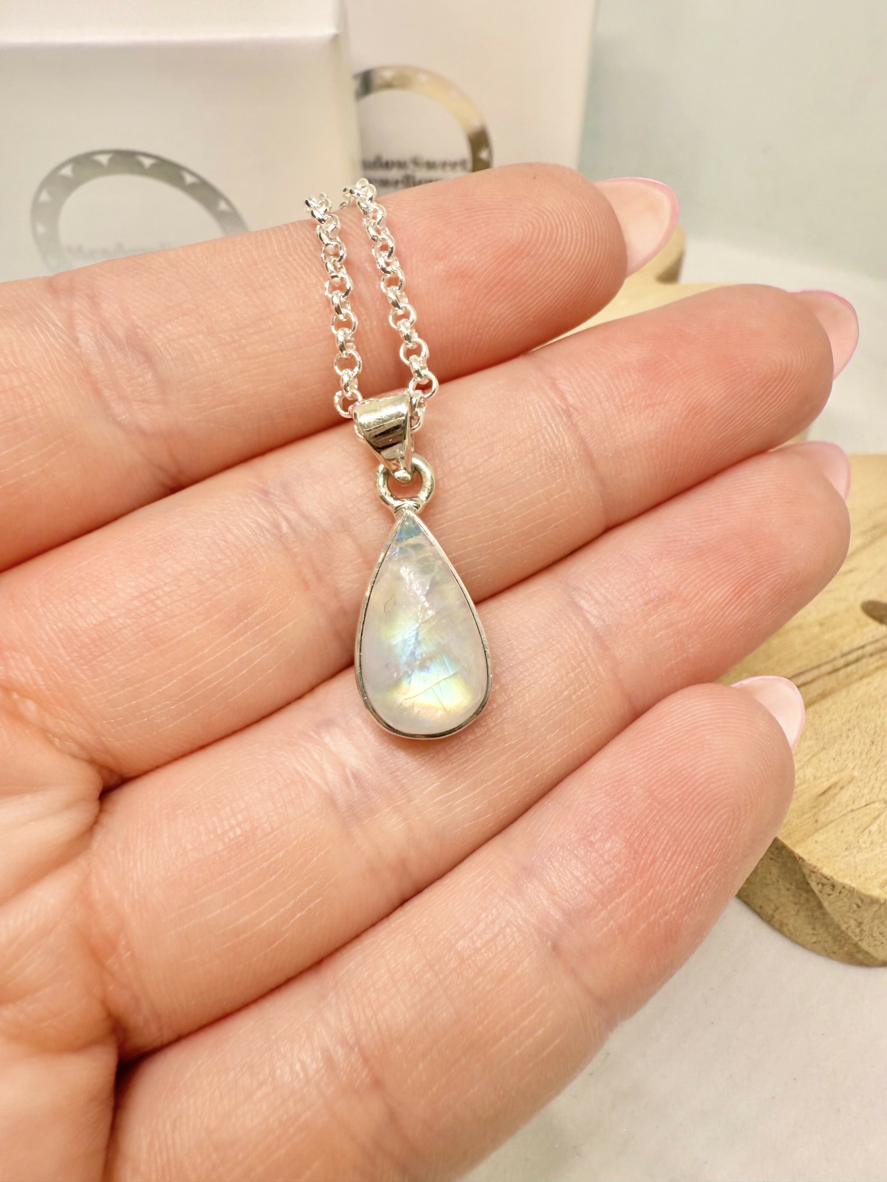 BLUE MOONSTONE NECKLACE