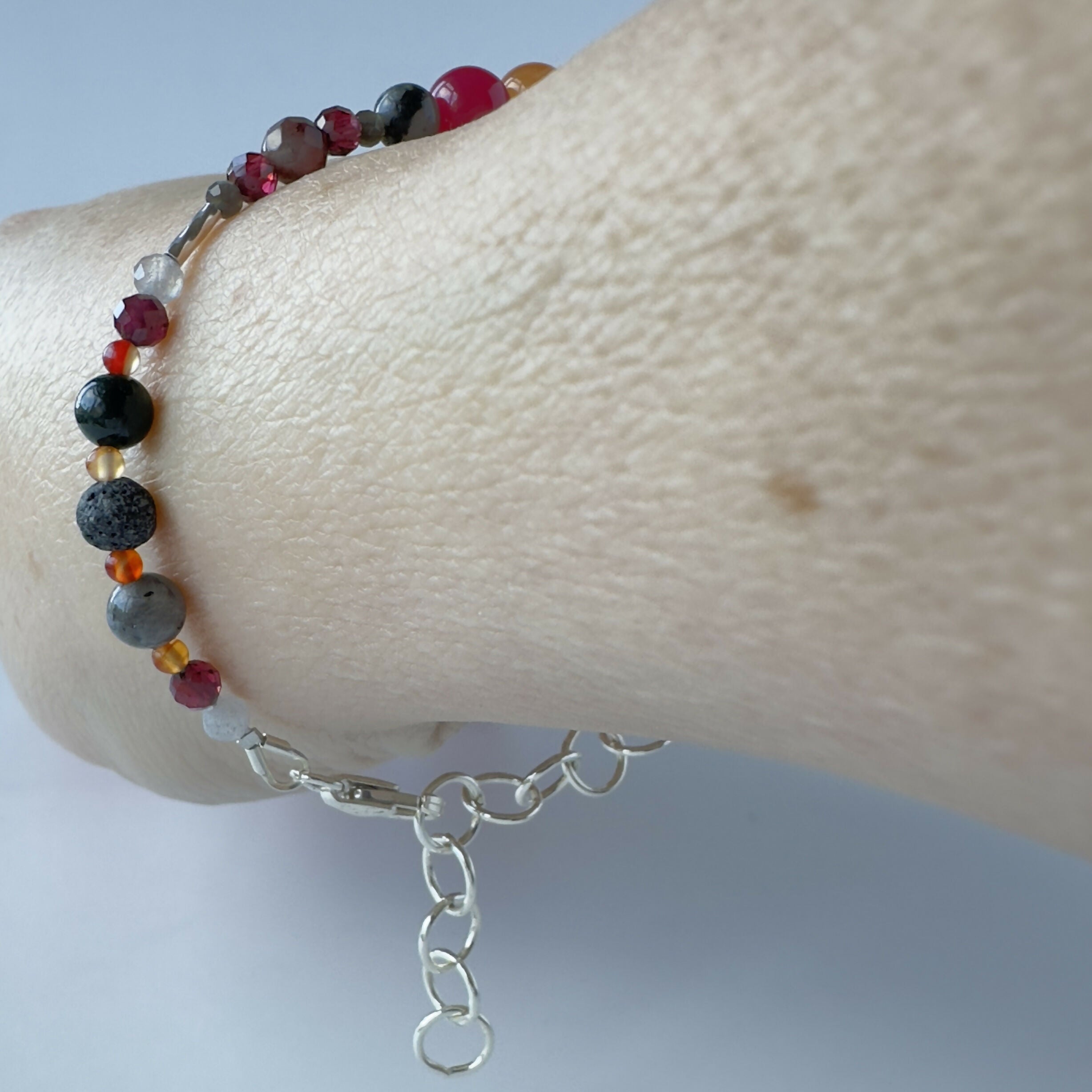 HEALING CRYSTAL & STERLING SILVER ROOT CHAKRA BRACELET WITH AROMATHERAPY BEADS
