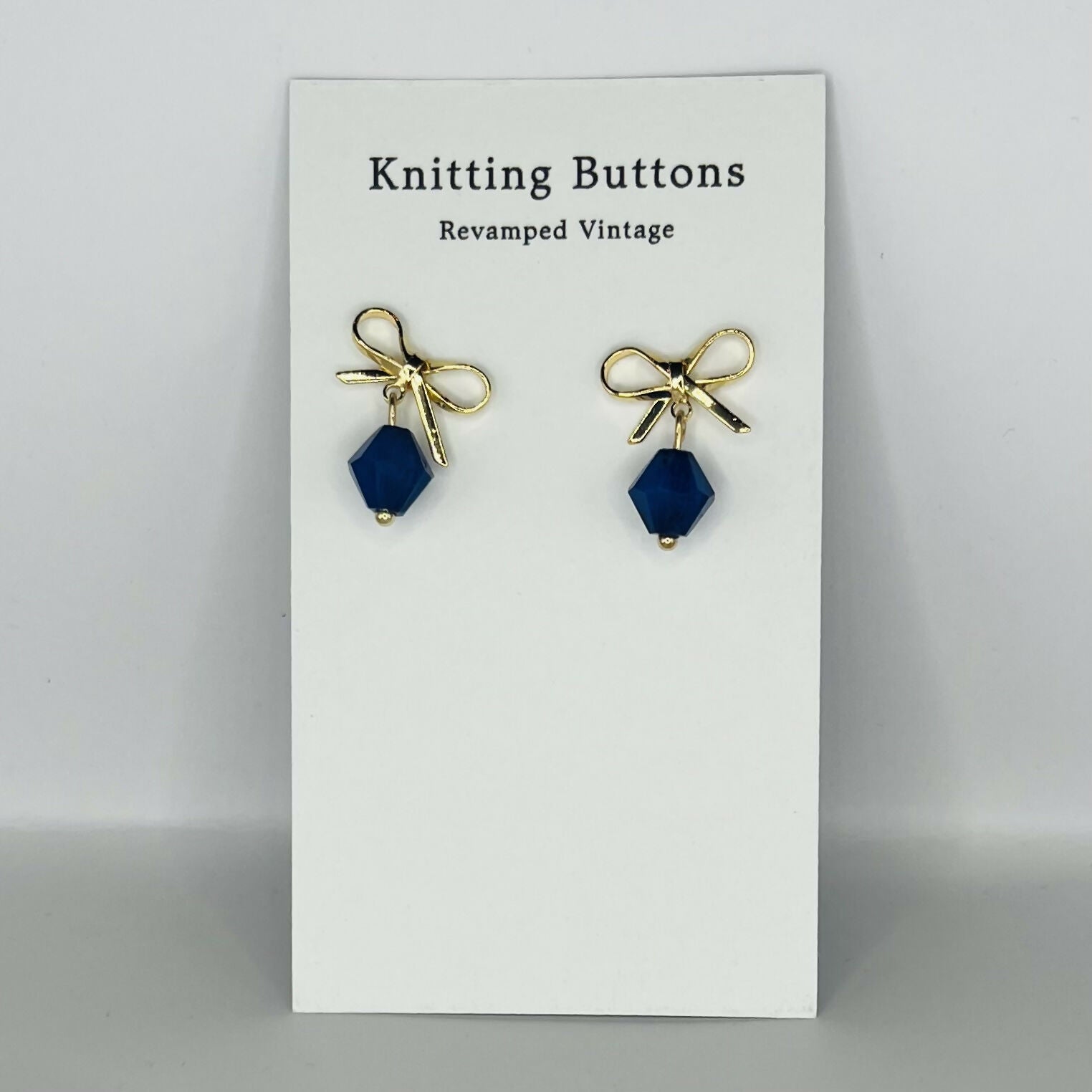 Revamped Vintage - Stud Bow