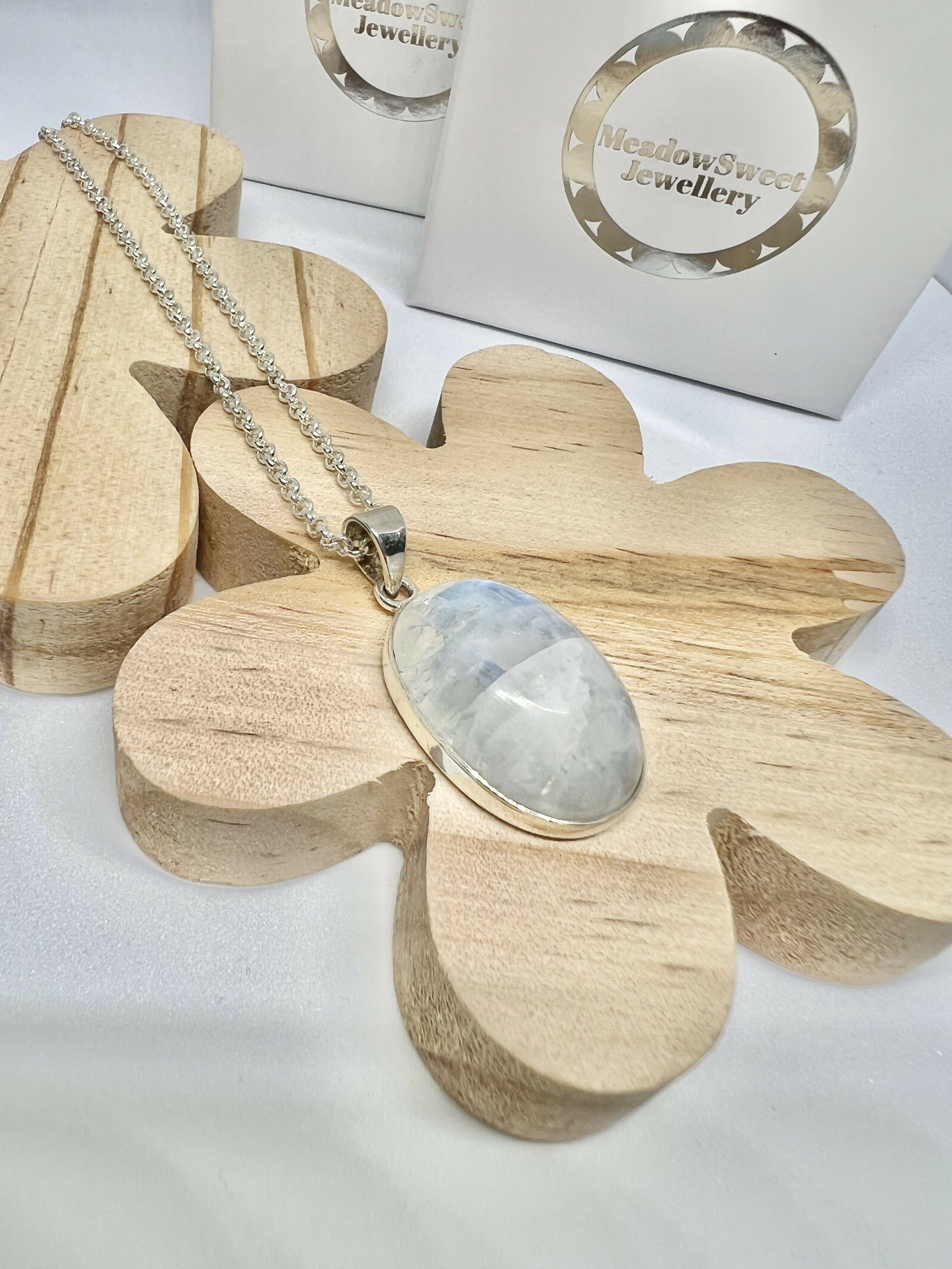 Blue moonstone oval necklace