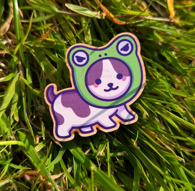 Wooden Pin Badge Froggy Cat