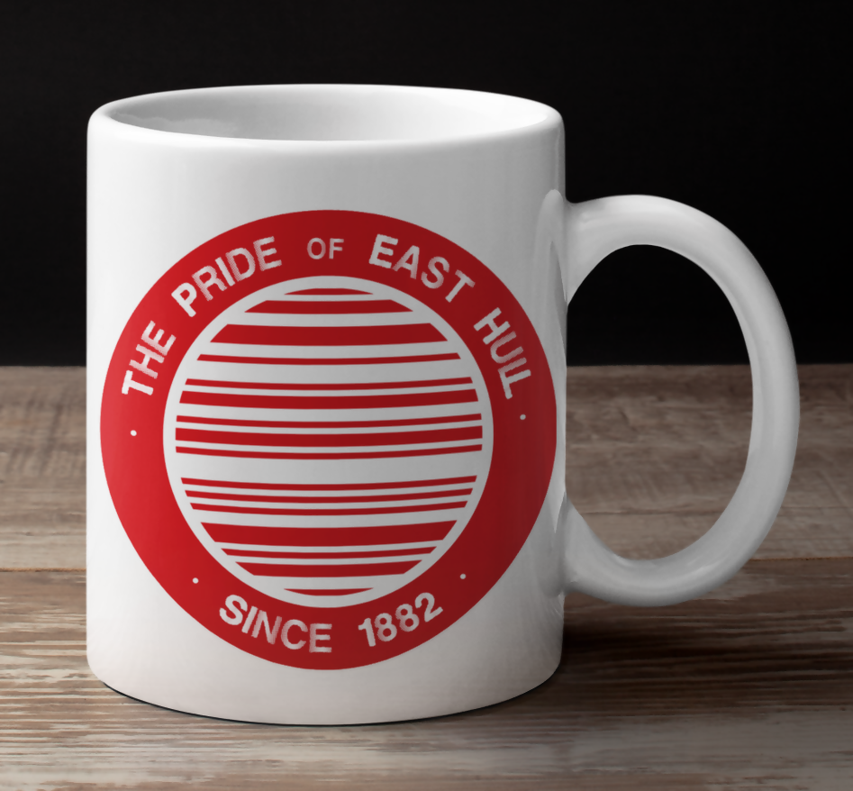 coffee-mug-mockup-on-a-wooden-table-22369 (8)