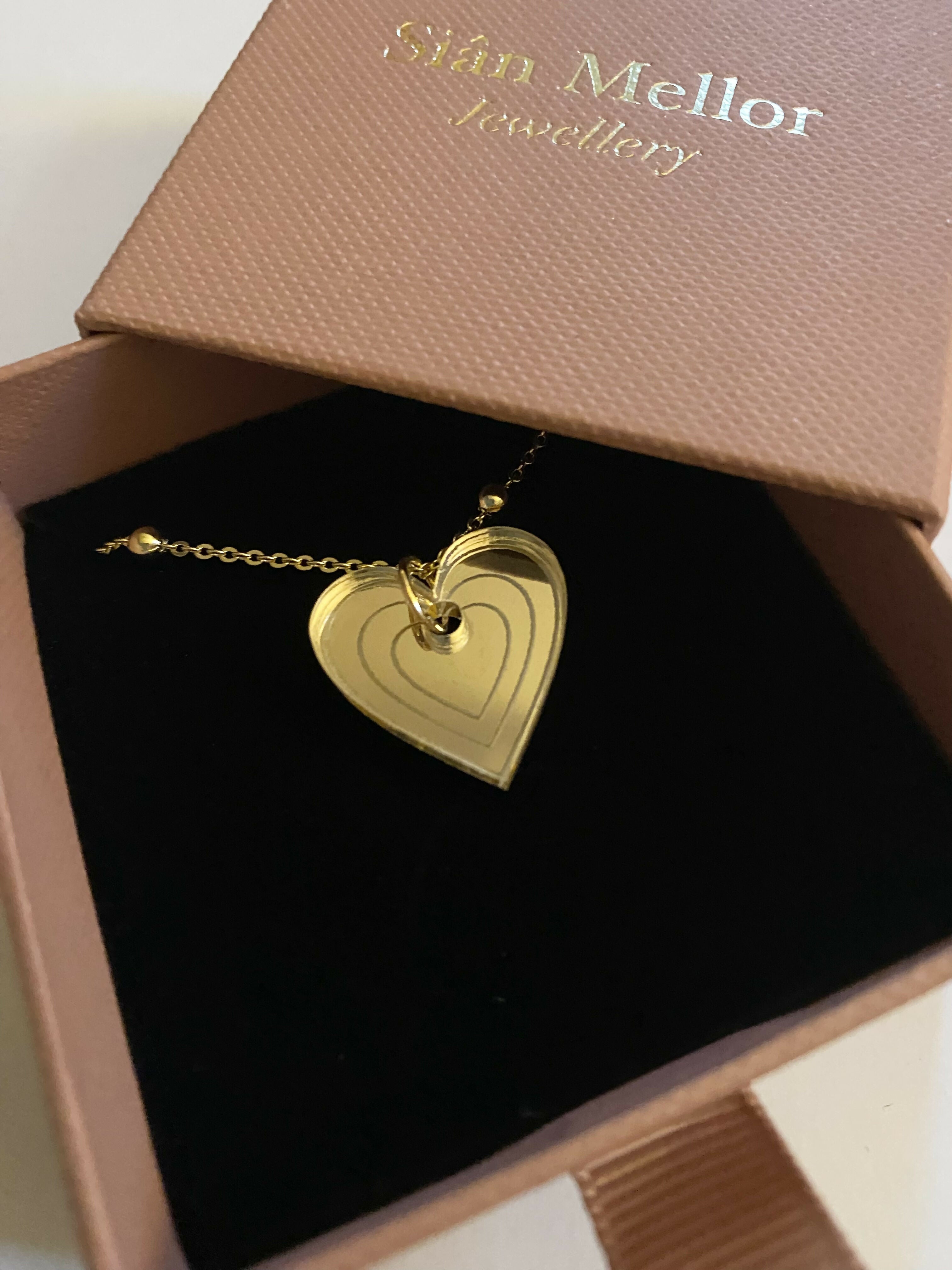 F13E1E6D-5C06-40DF-8A8A-143643BBF2AA