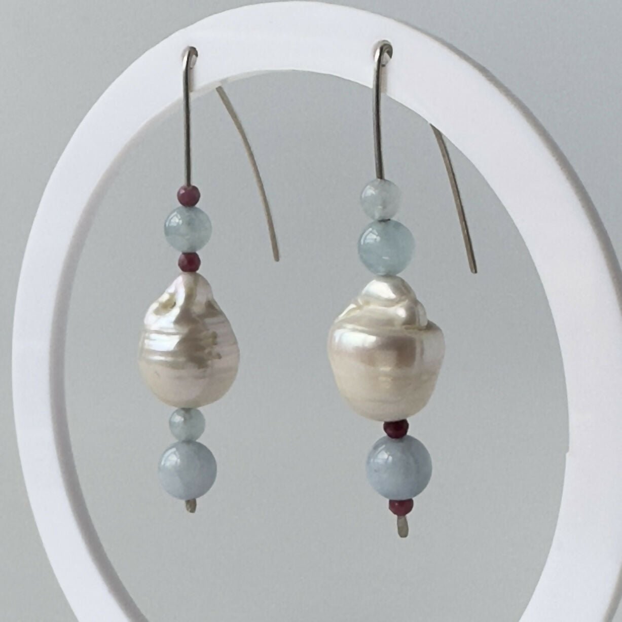 HEALING CRYSTAL & STERLING SILVER EARRINGS WITH BAROQUE PEARLS TO HELP WITH COURAGE