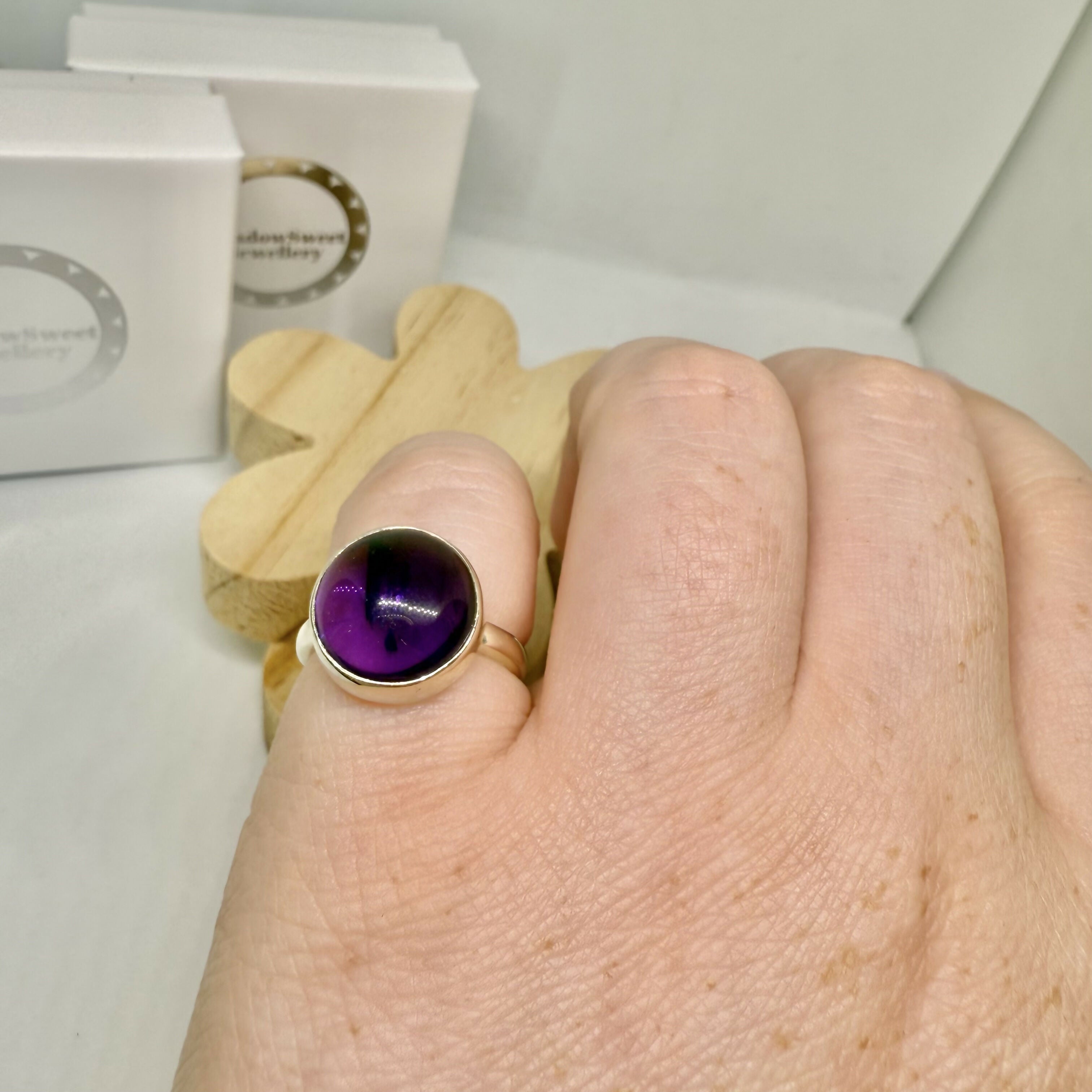 AMETHYST RING SIZE L