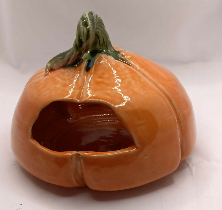 Ceramic Carved Pumpkin Tea Light