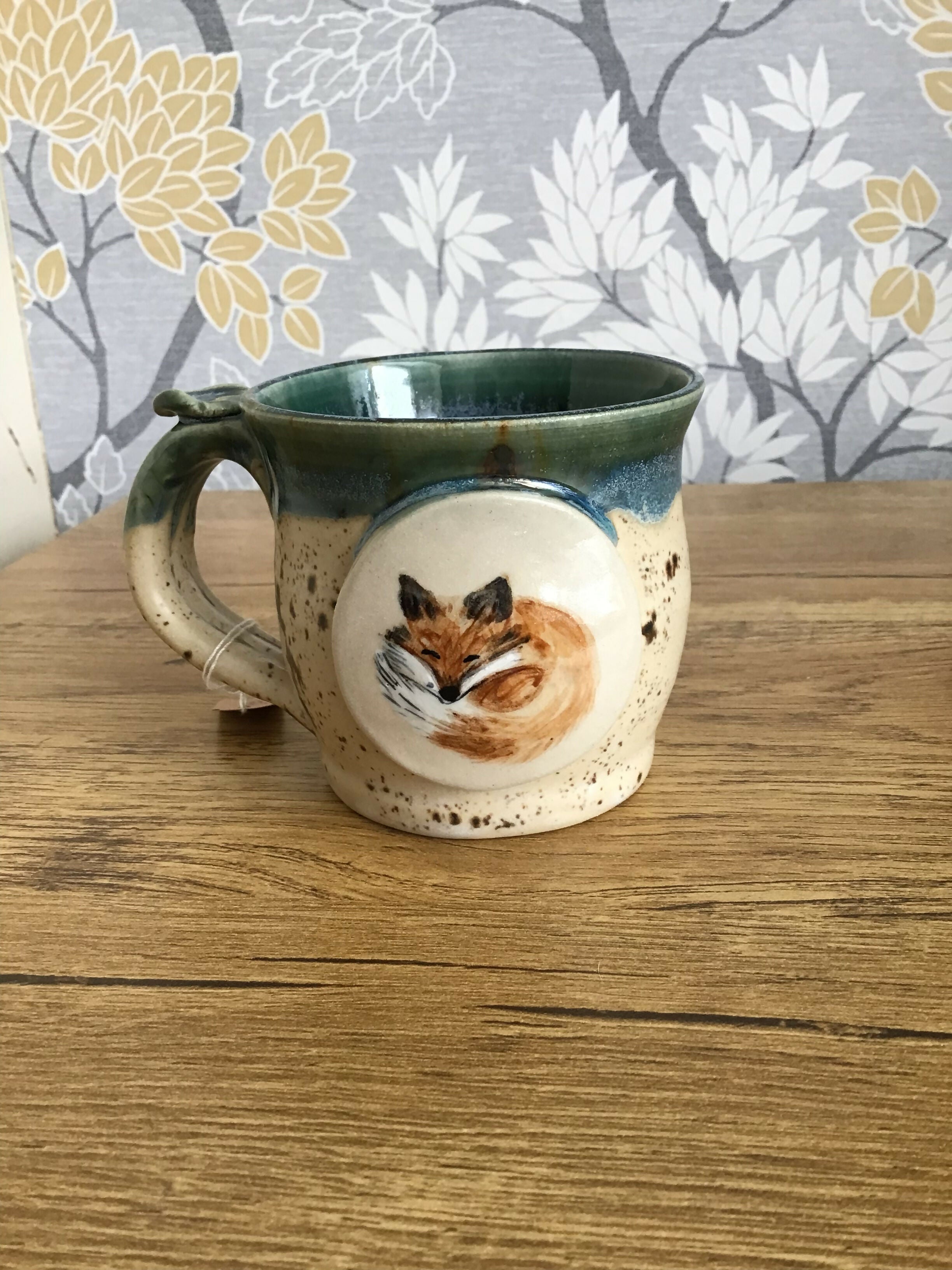 AD53EDFE-ABCB-4598-958D-22F88FD706B2