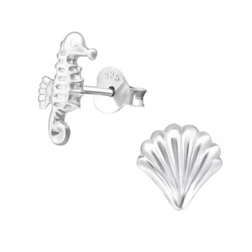 Seahorse & shell Stud