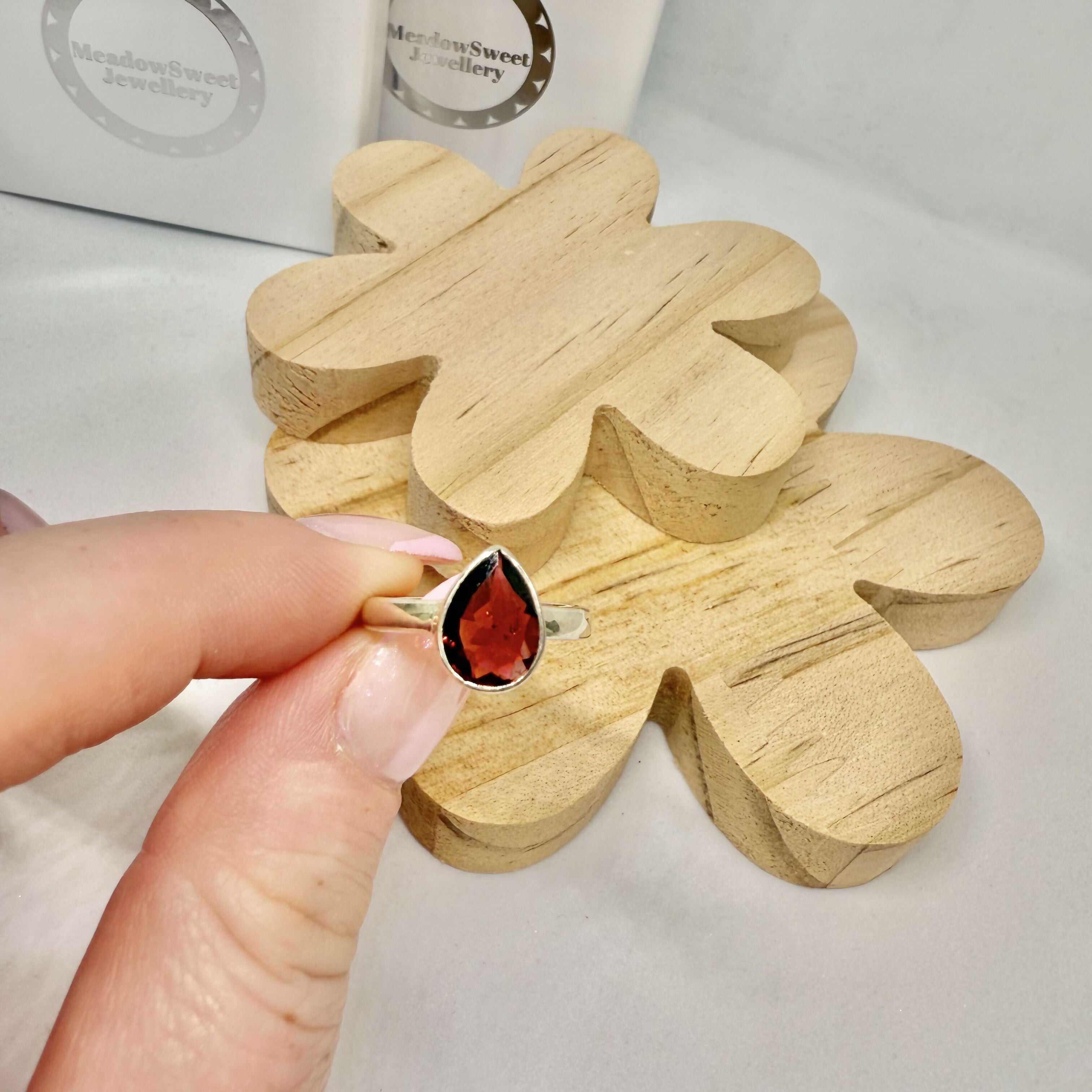 GARNET RING SIZE N