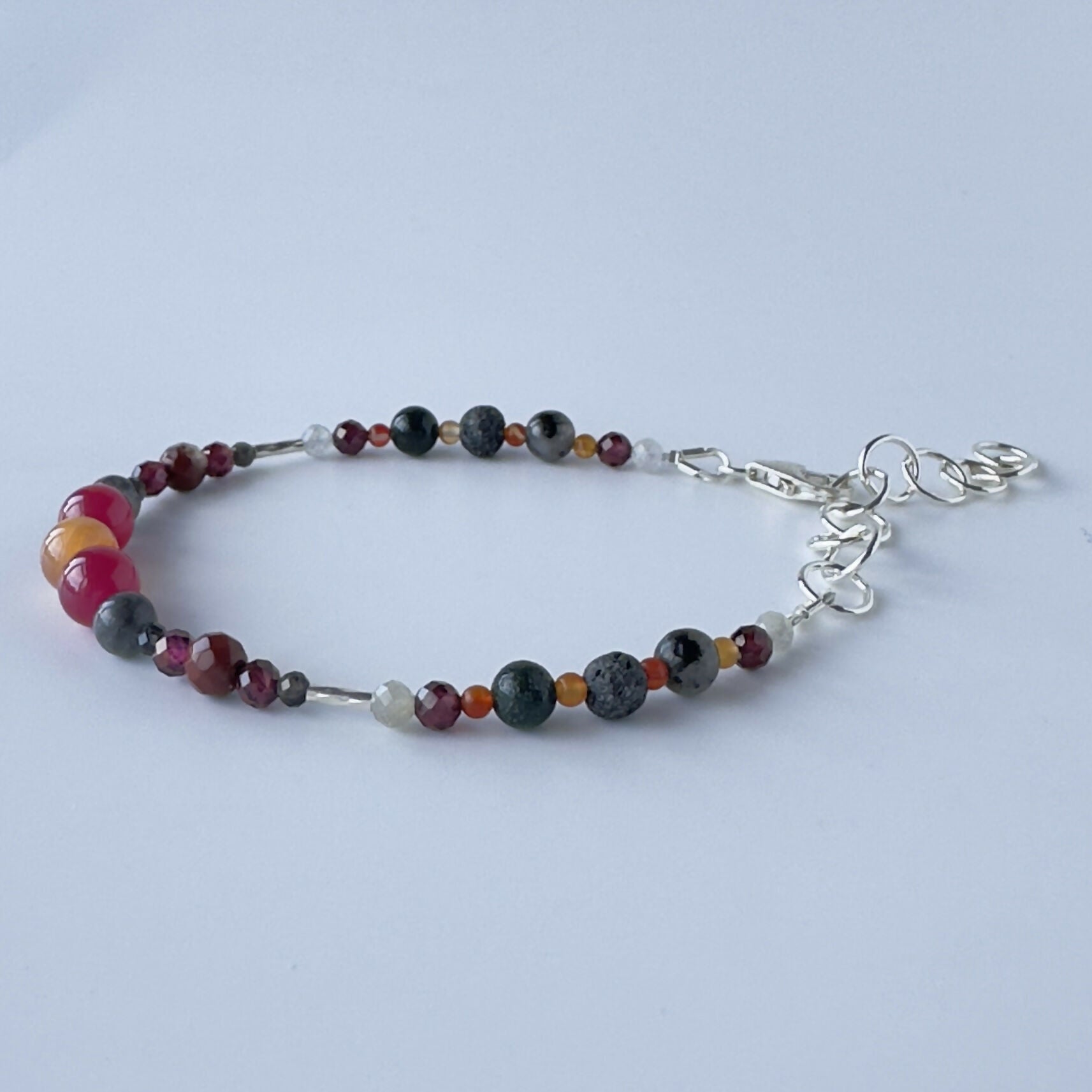 HEALING CRYSTAL & STERLING SILVER ROOT CHAKRA BRACELET WITH AROMATHERAPY BEADS