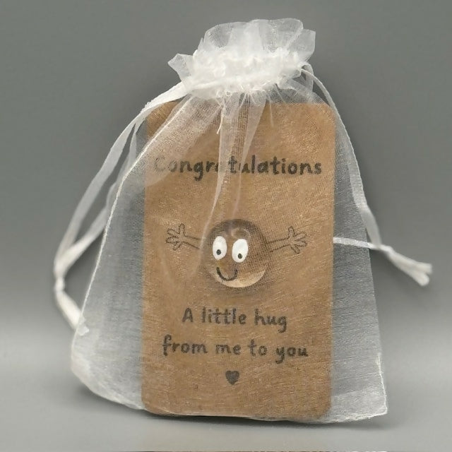 Pebble Hug Congratulations Gift Card