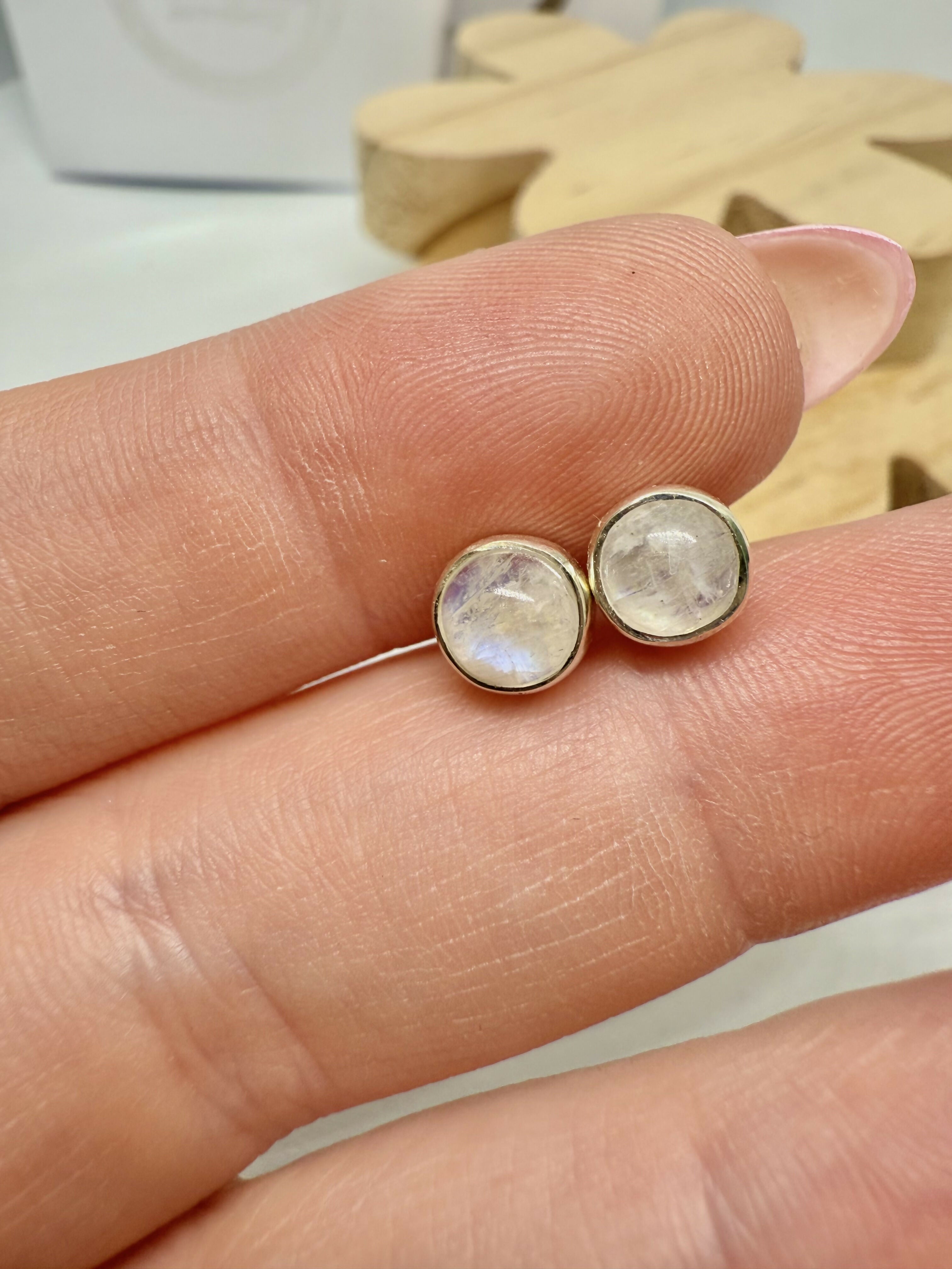 WHITE MOONSTONE STUD EARRINGS