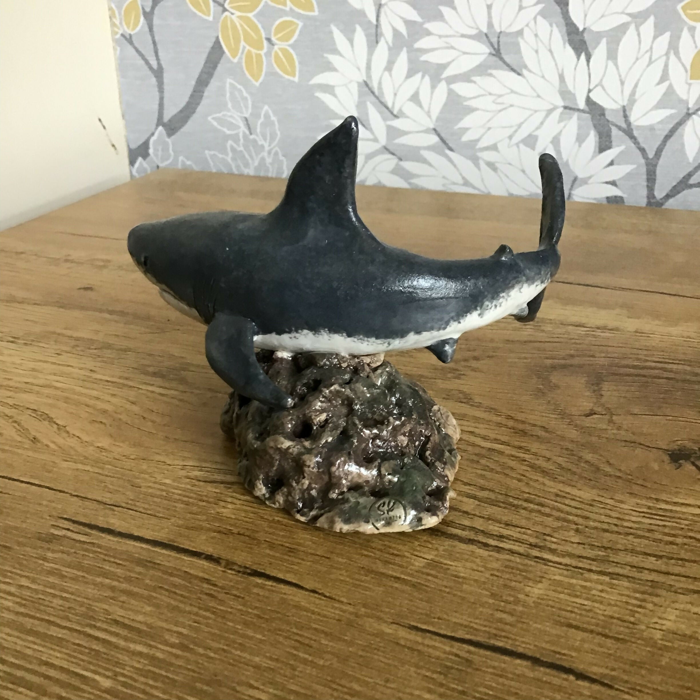 56A4B586-0E25-4B2F-8C6D-BD13E4E2F9D3