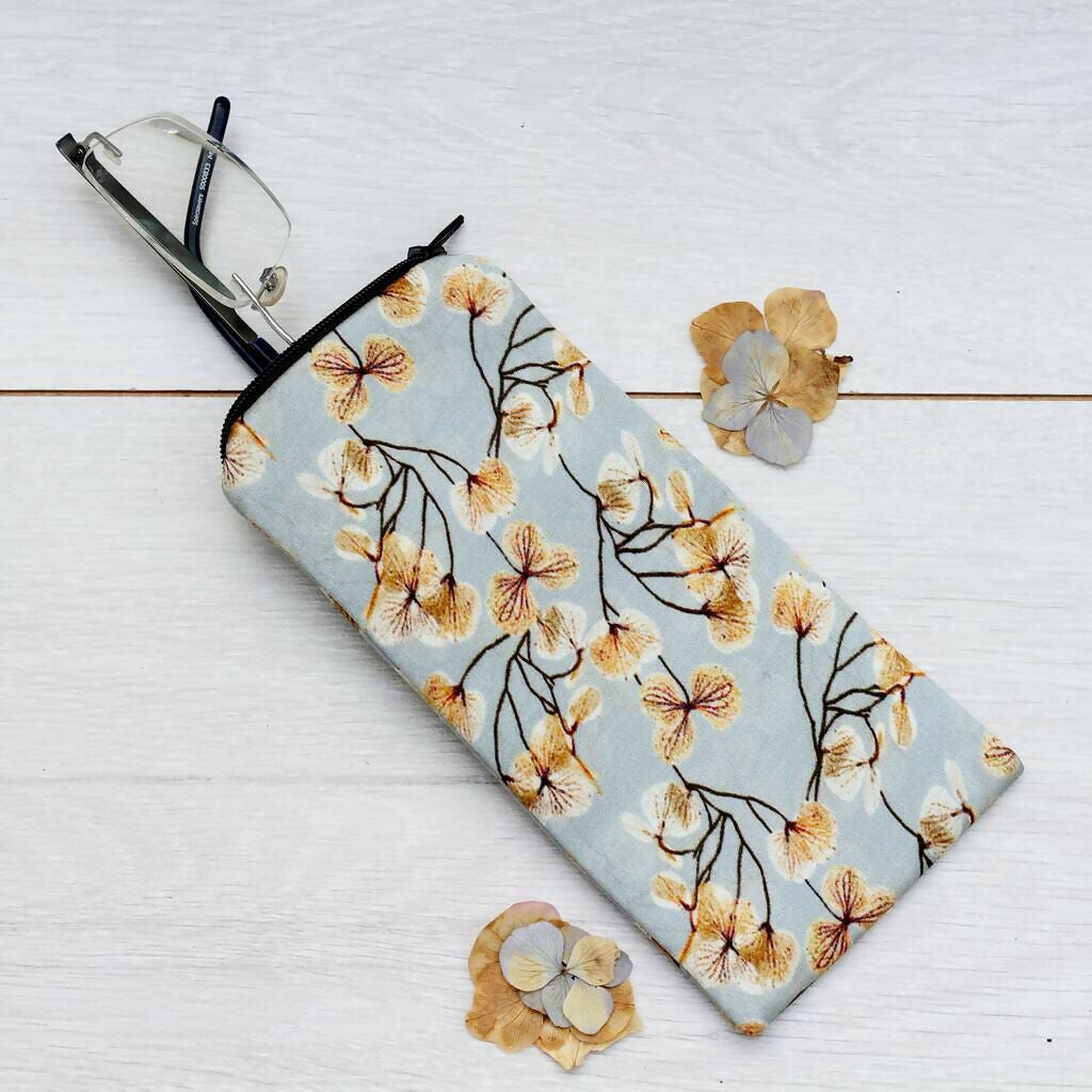 Silk Glasses Case | Luxurious Eyewear Protection | Art & Soul