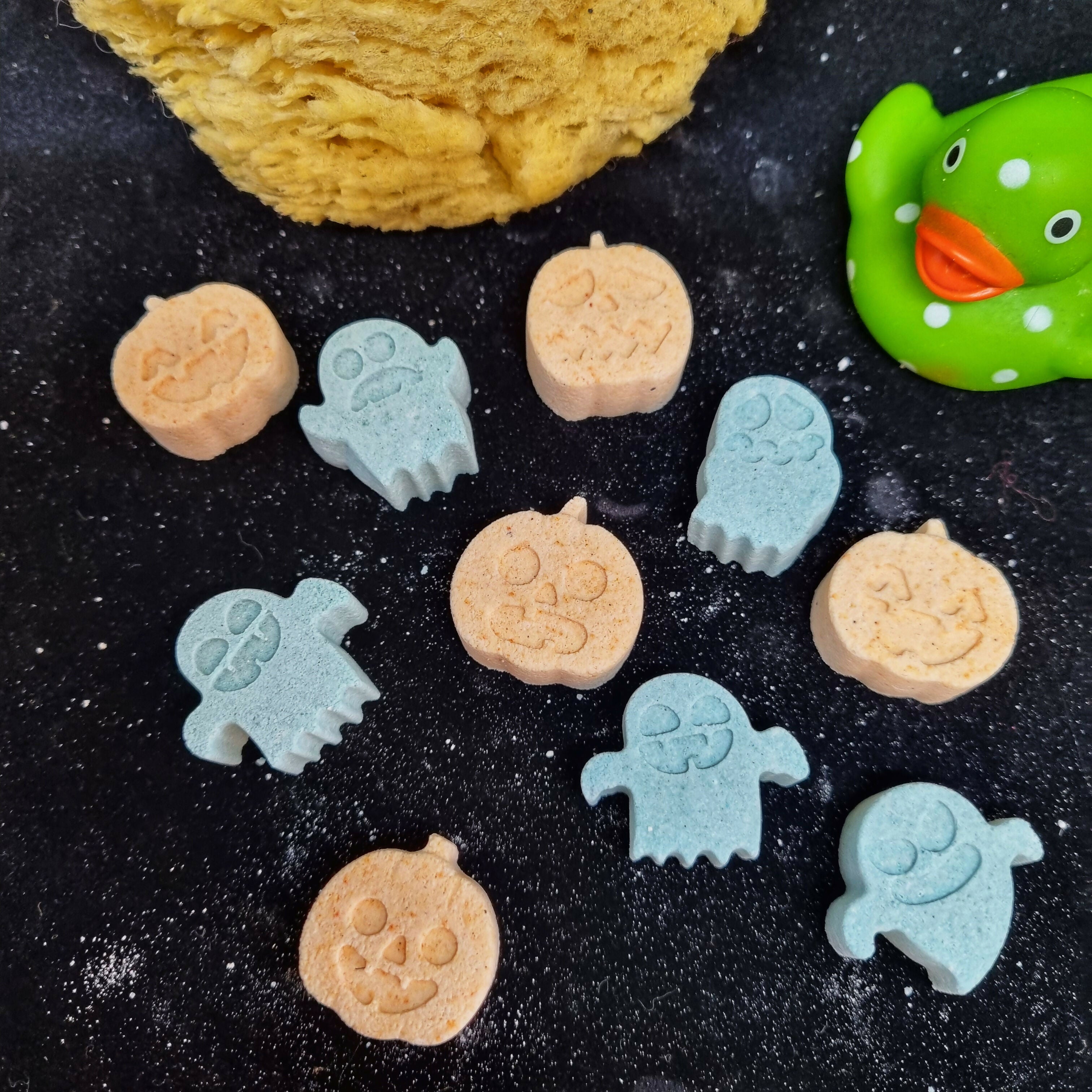 Trick or Treat Mini Halloween Bath Bombs