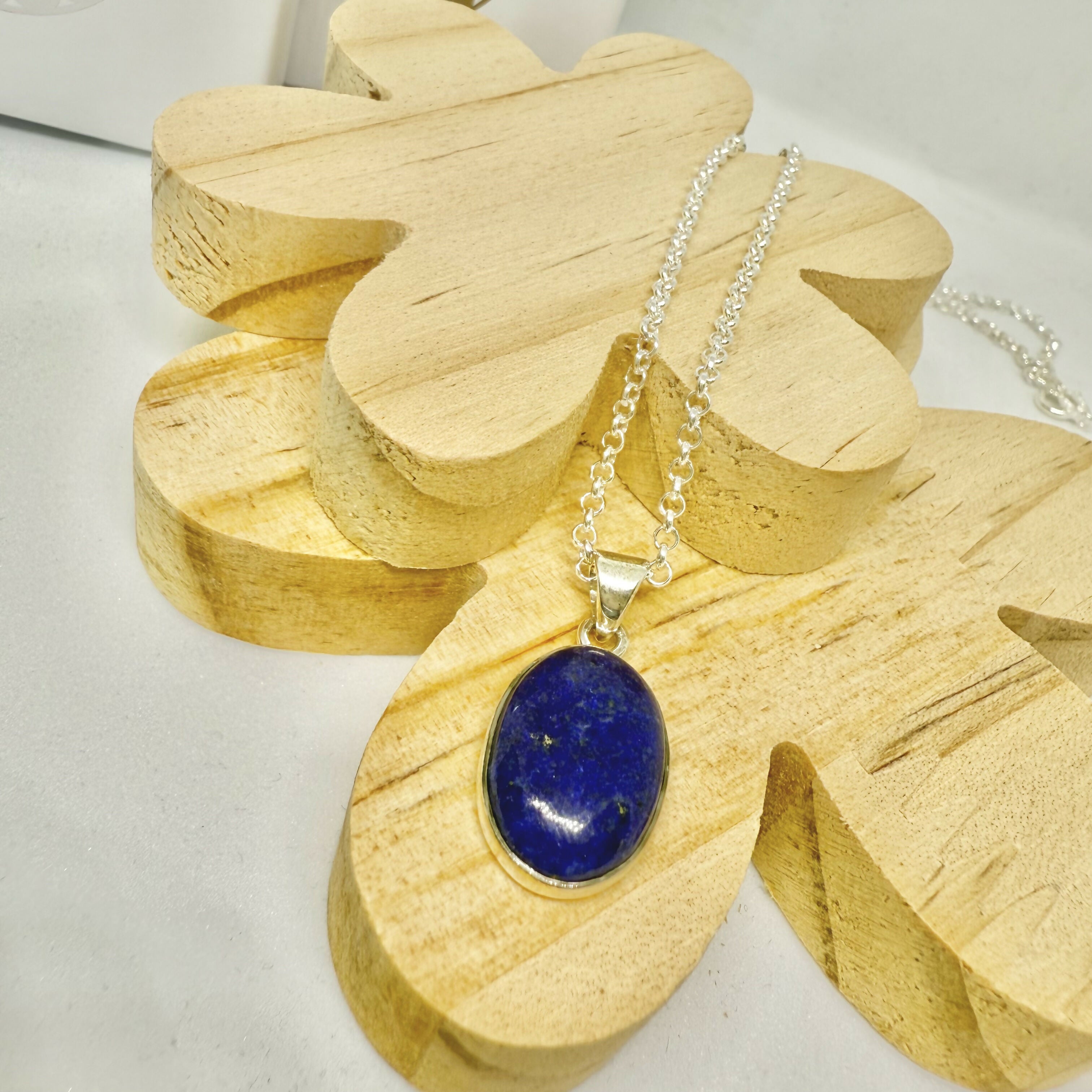 LAPIS LAZULI NECKLACE