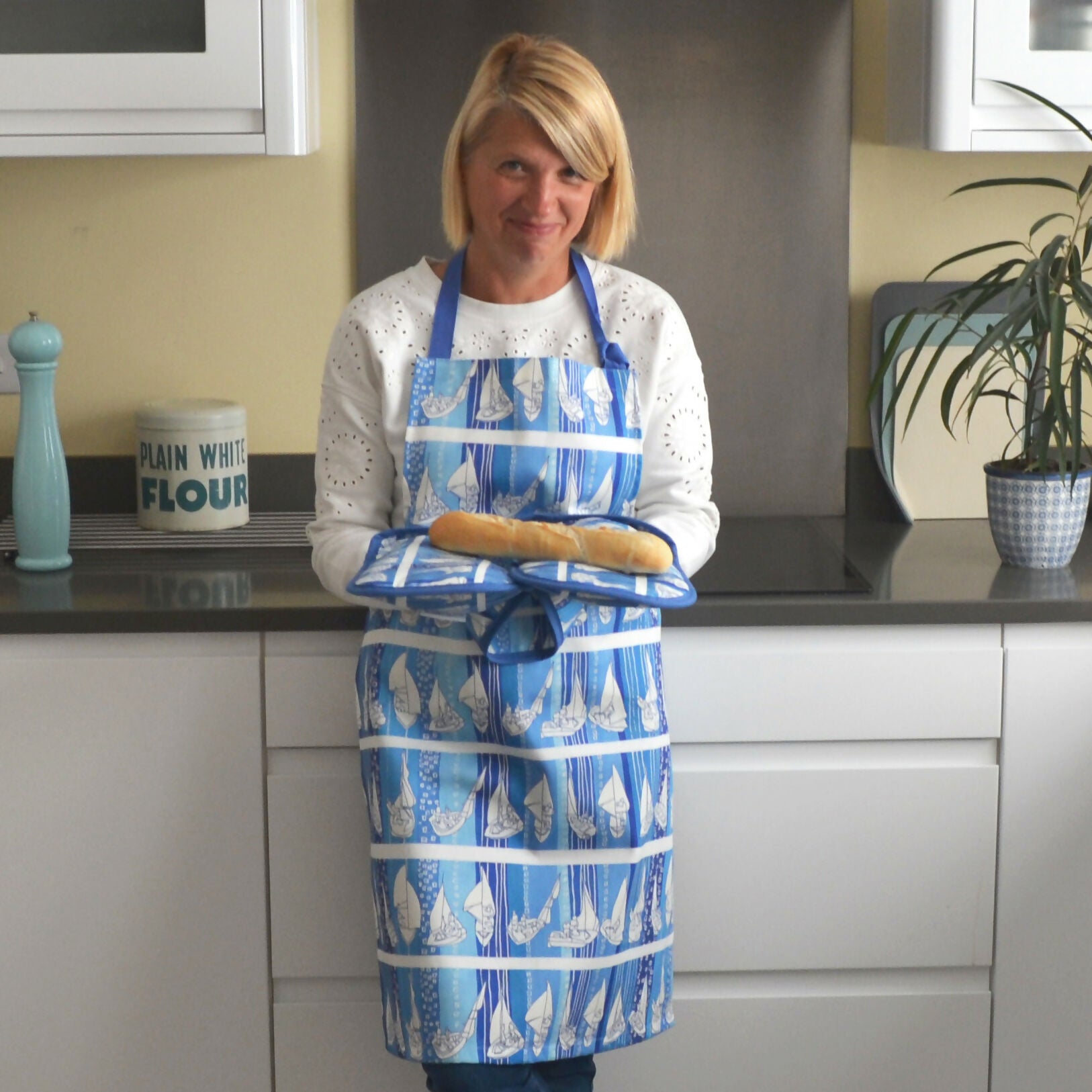 Oven Gloves - Sailing Design