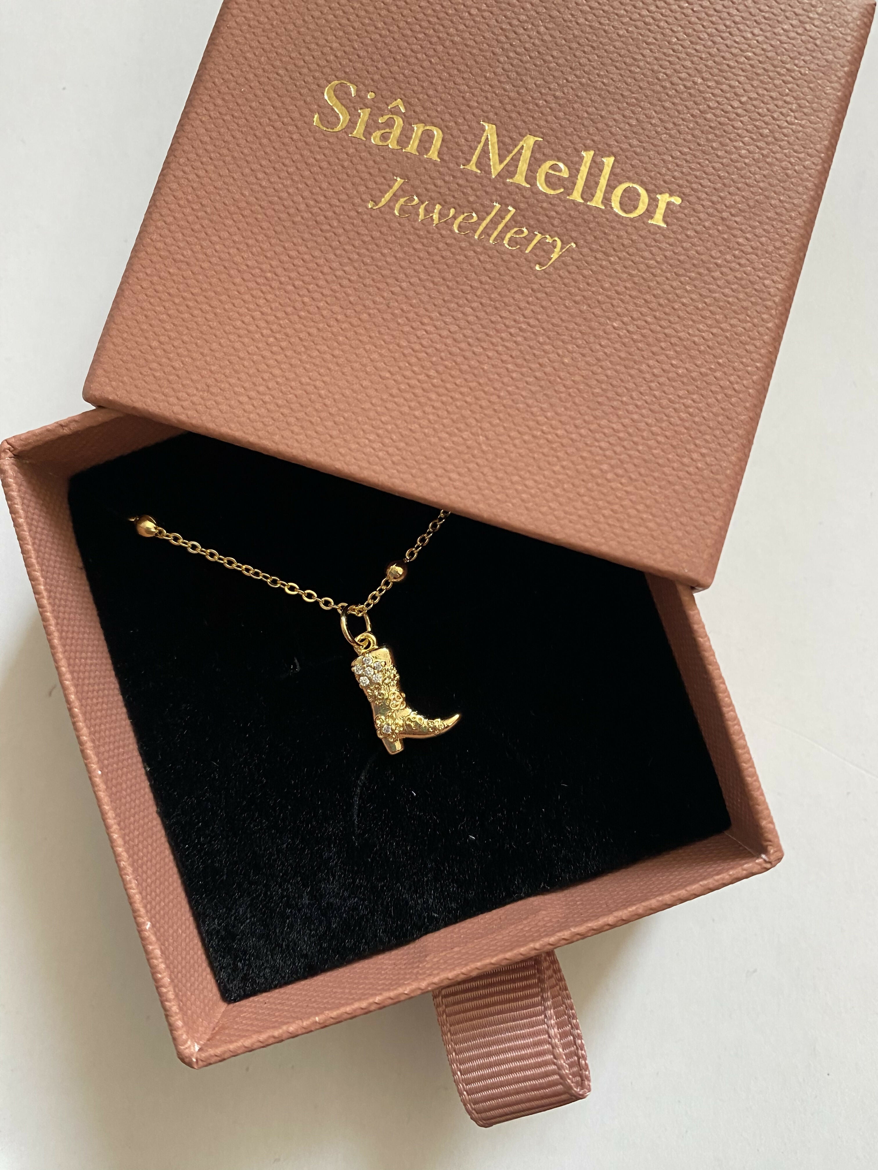 D8F047FA-B507-40E9-966A-8C44AC0FC6BA