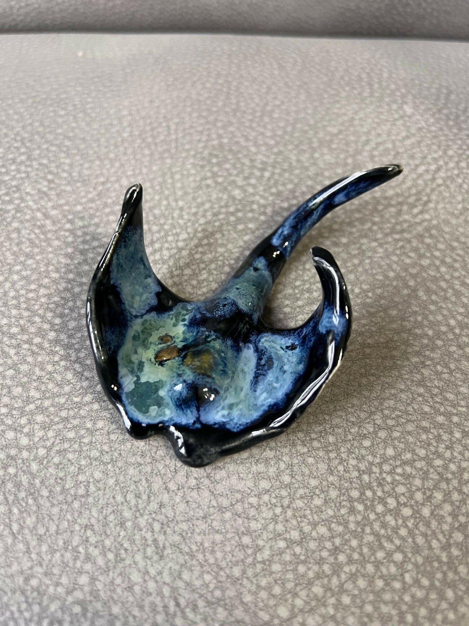 C293CFDD-669D-4246-93E6-B0549B5B0790