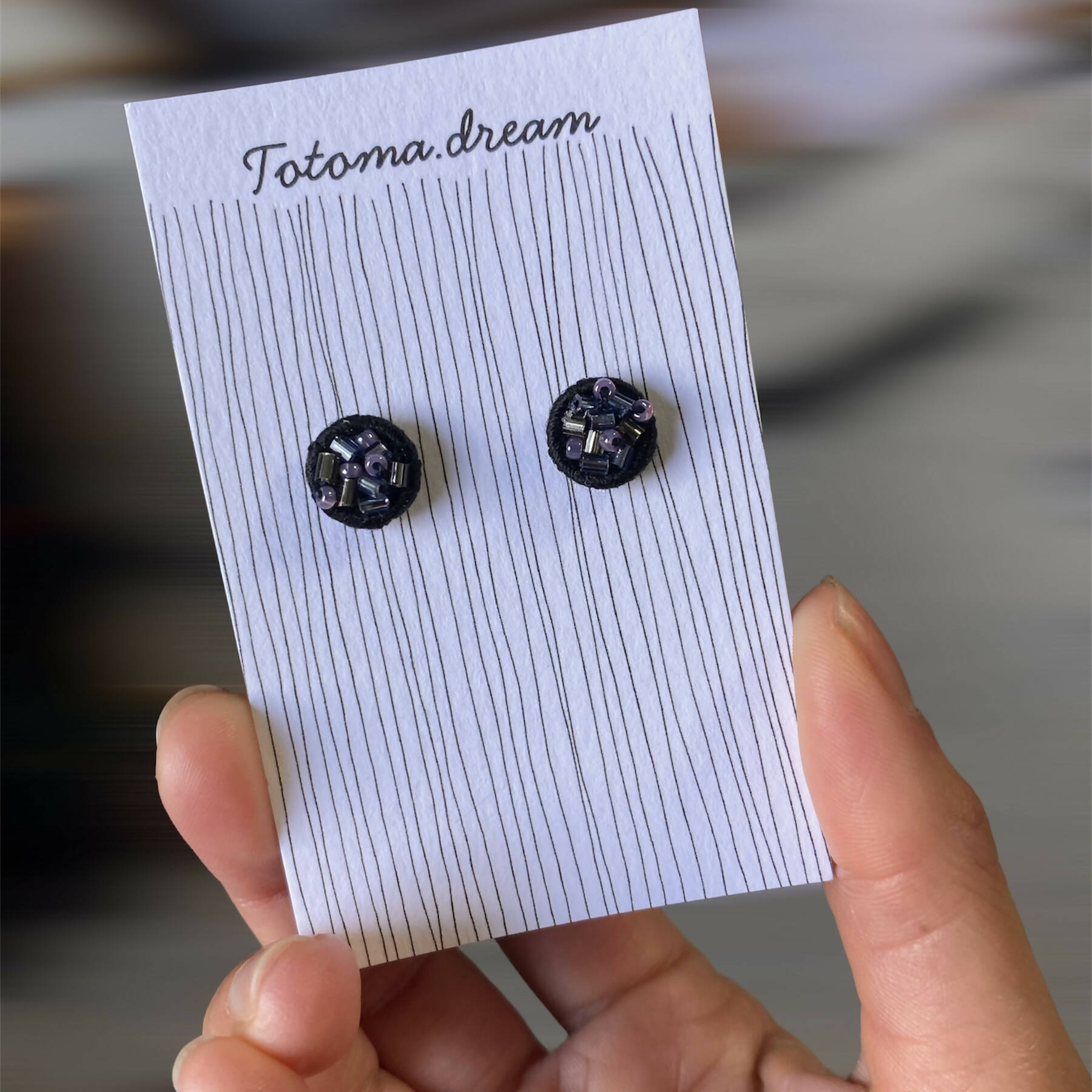 Crystal Embroidery Earrings (Mini circle)