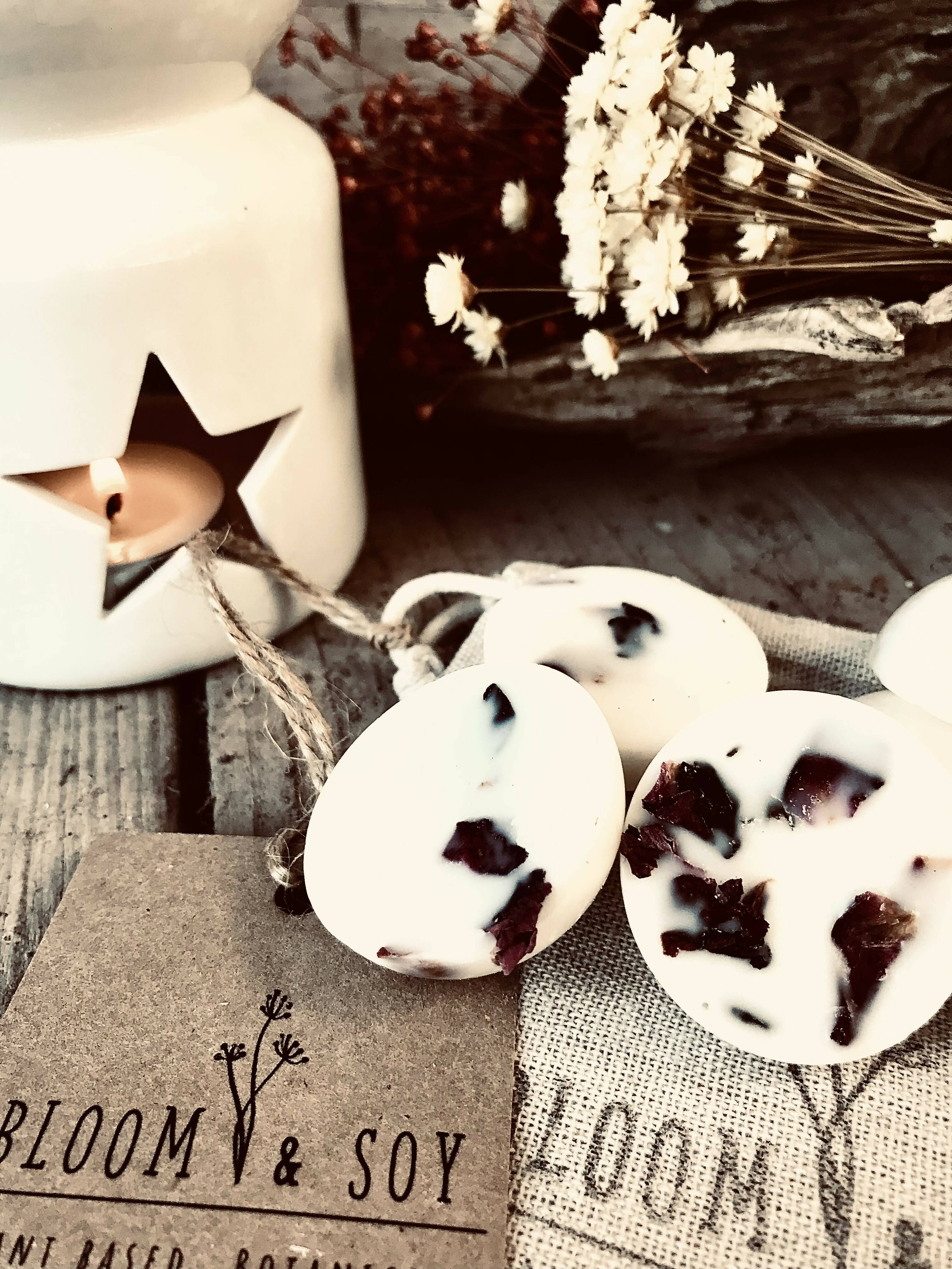 FRESH HAY & HONEY 6 BOTANICAL SOY WAX MELTS