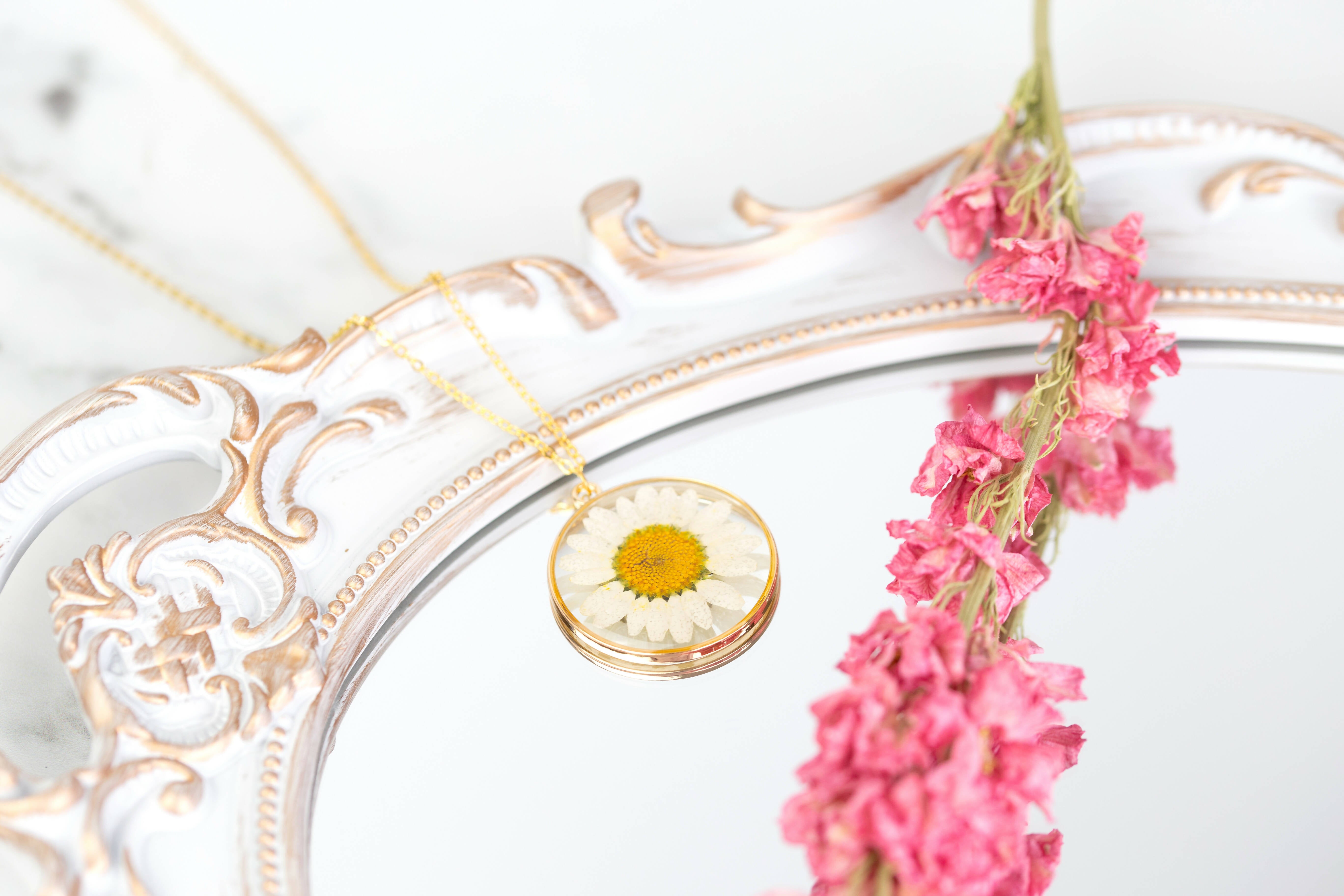 Real Daisy Necklace Gold Plated