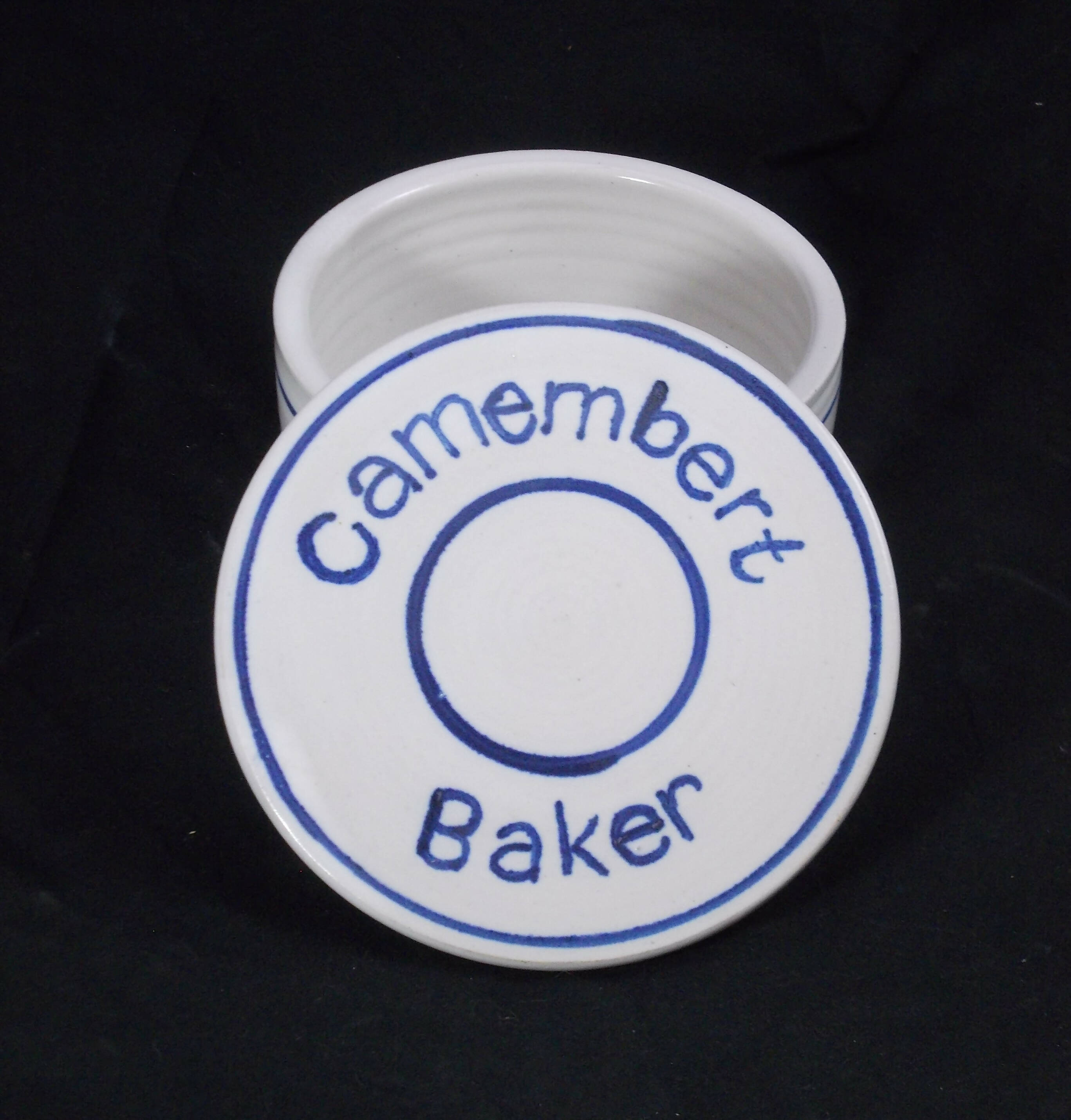 Camembert Baker