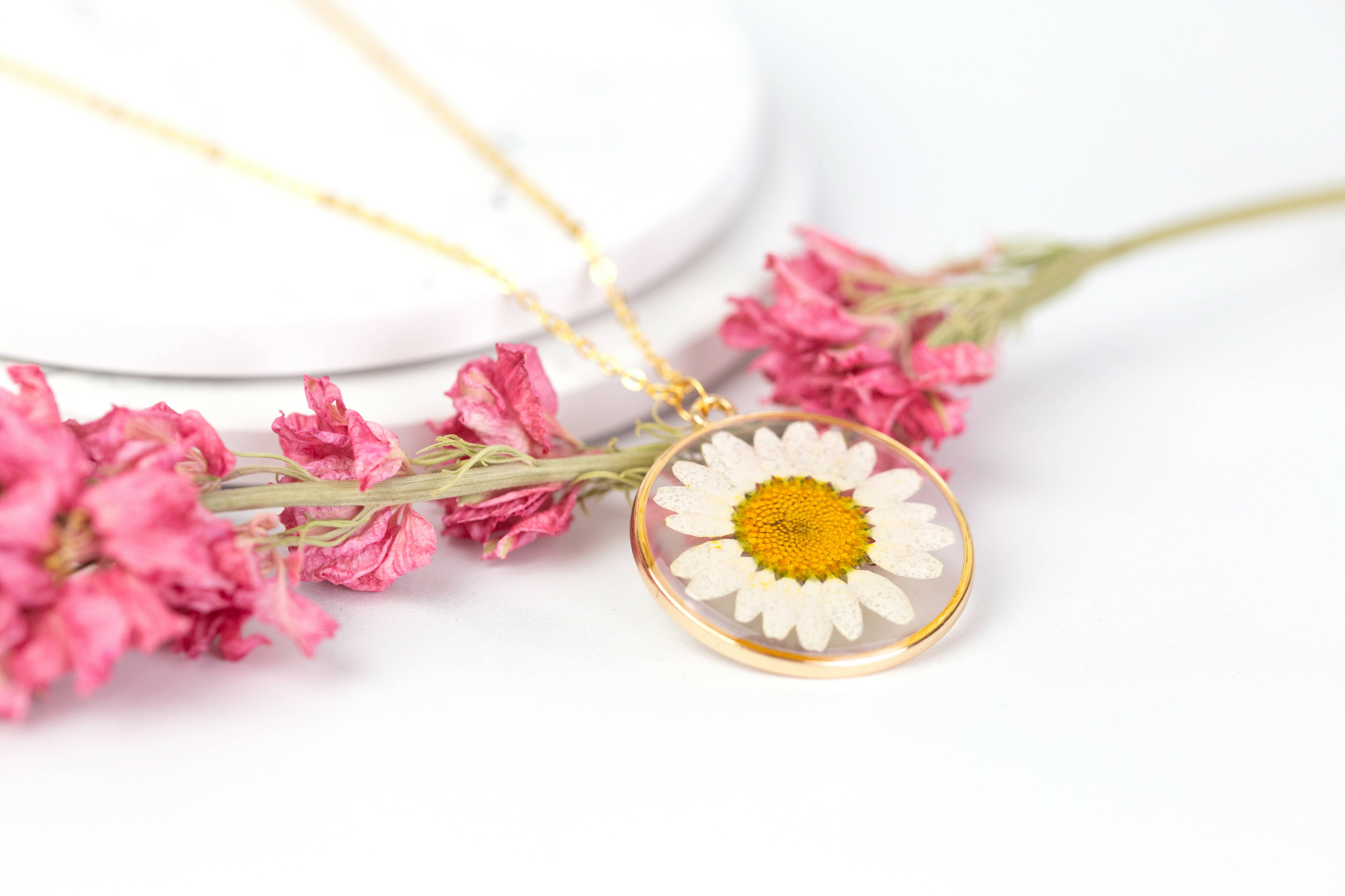 Real Daisy Necklace Gold Plated