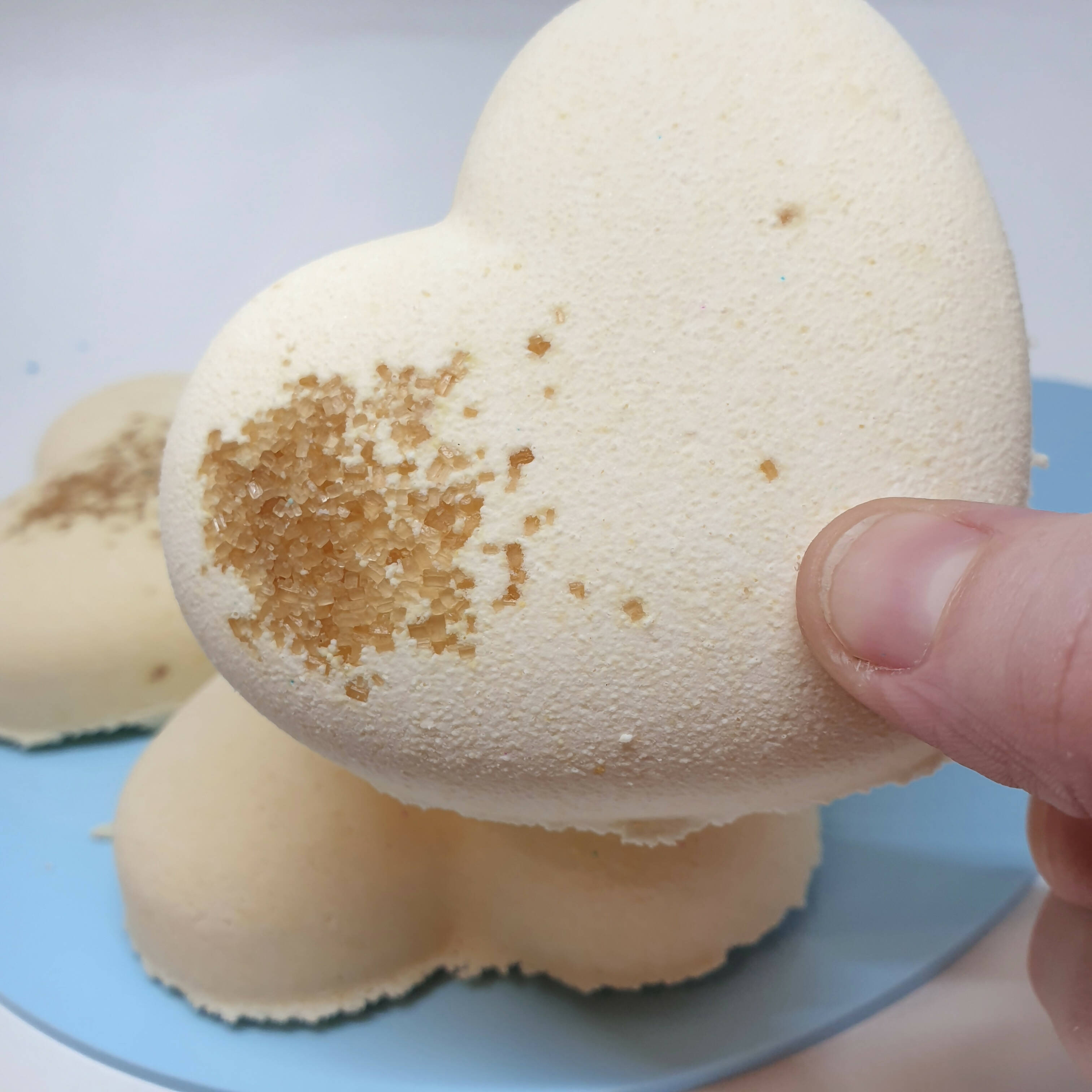 Creme Brulee Sweet Heart Bath Bomb