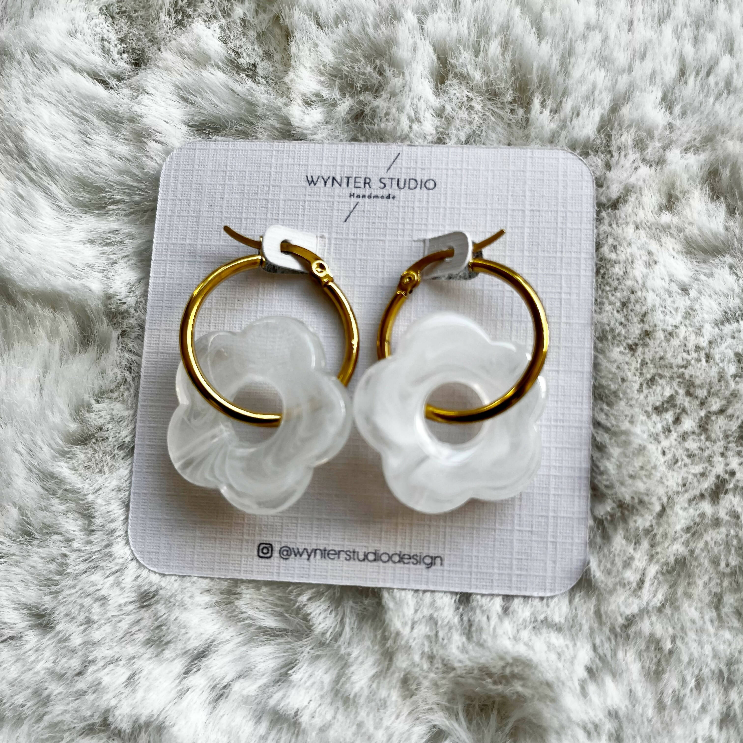 Resin Daisy Marble Hoops