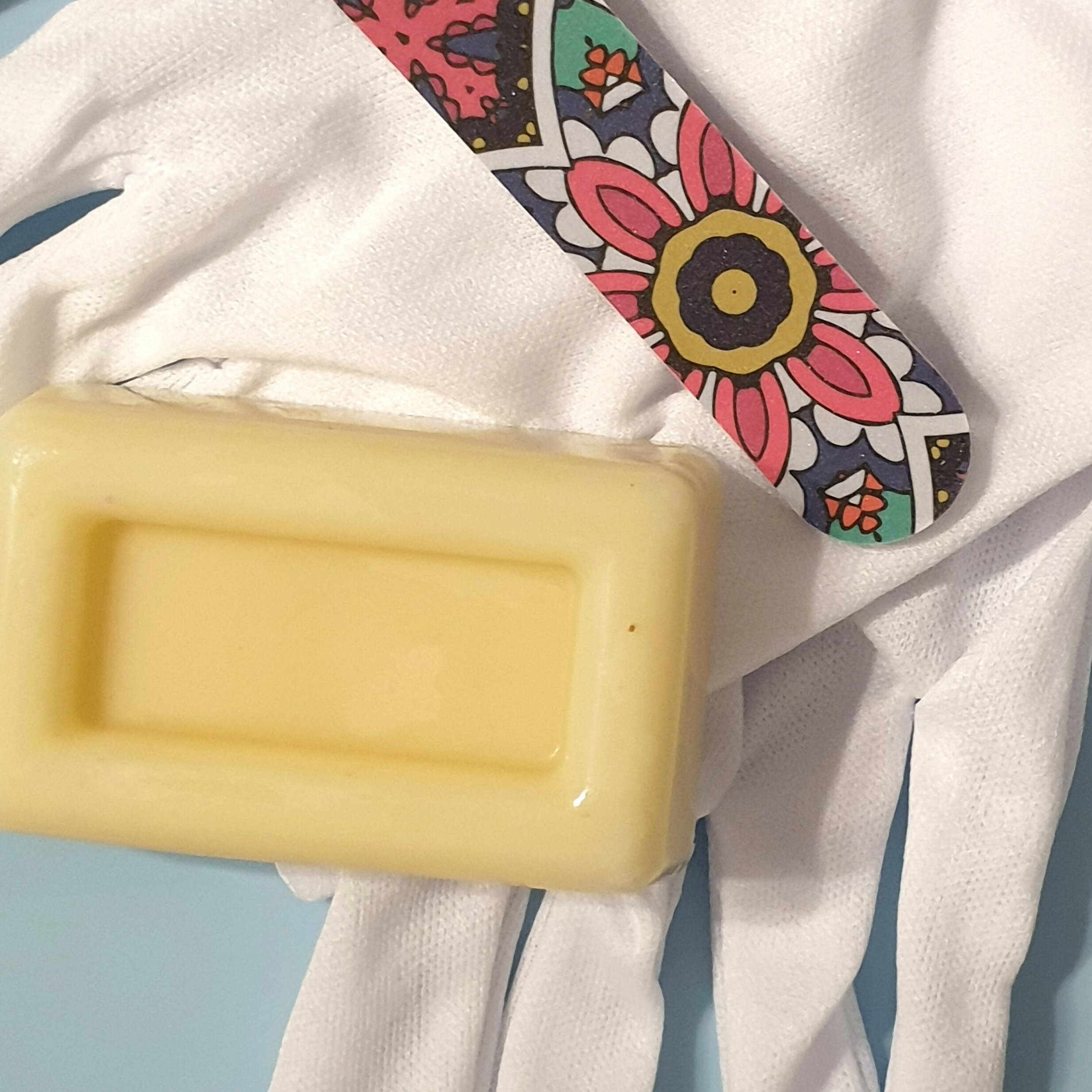 Helping Hands Intensive Moisturising Treatment | Art & Soul