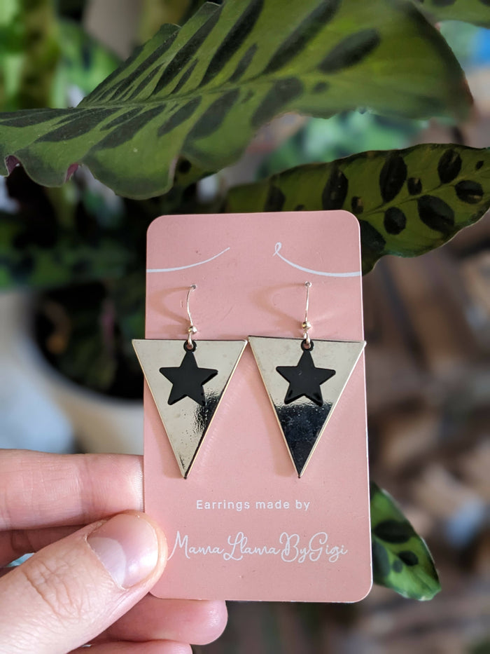 Silver triangle - Classic Silver Earrings