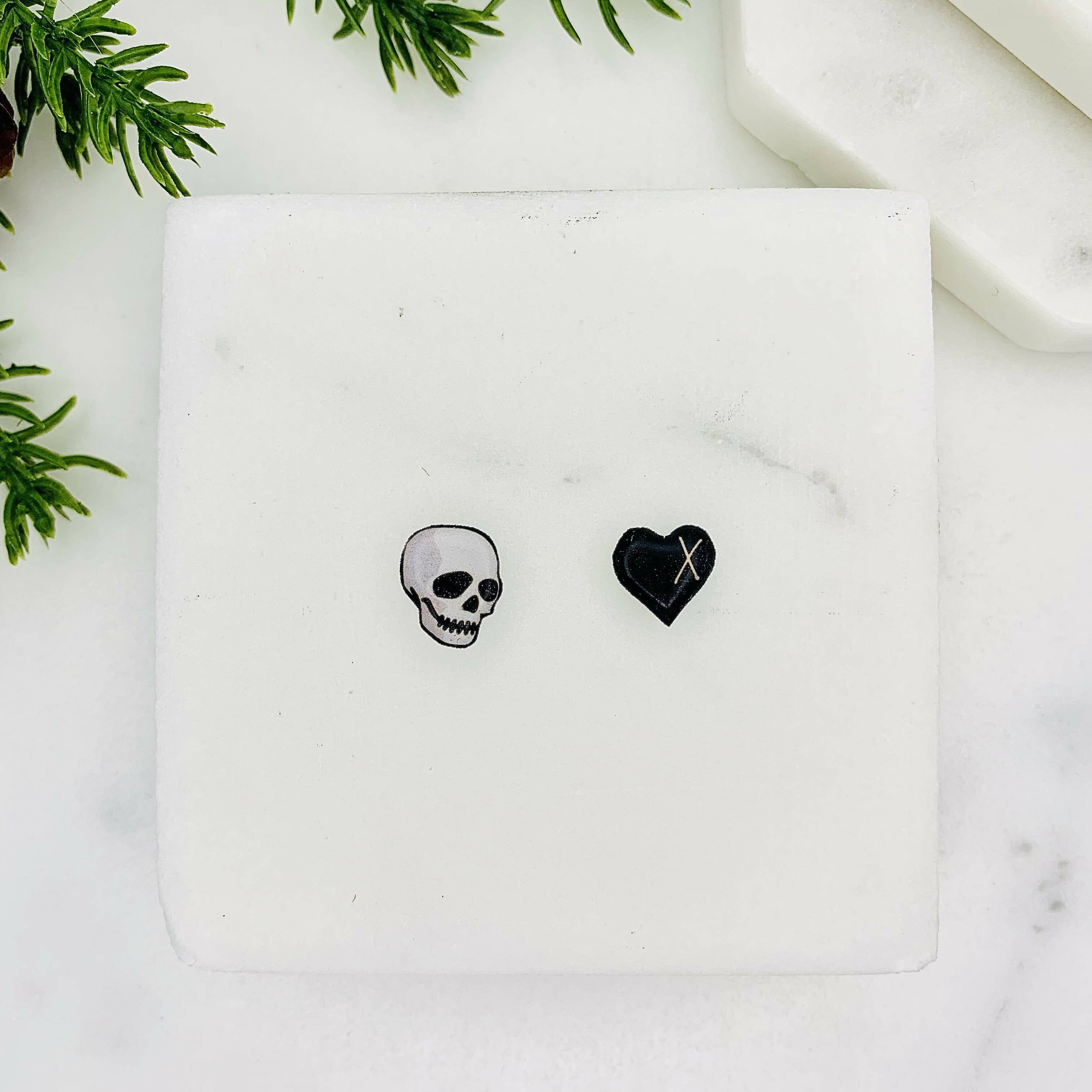 Cute Skull & Heart Mismatched Earrings | Art & Soul