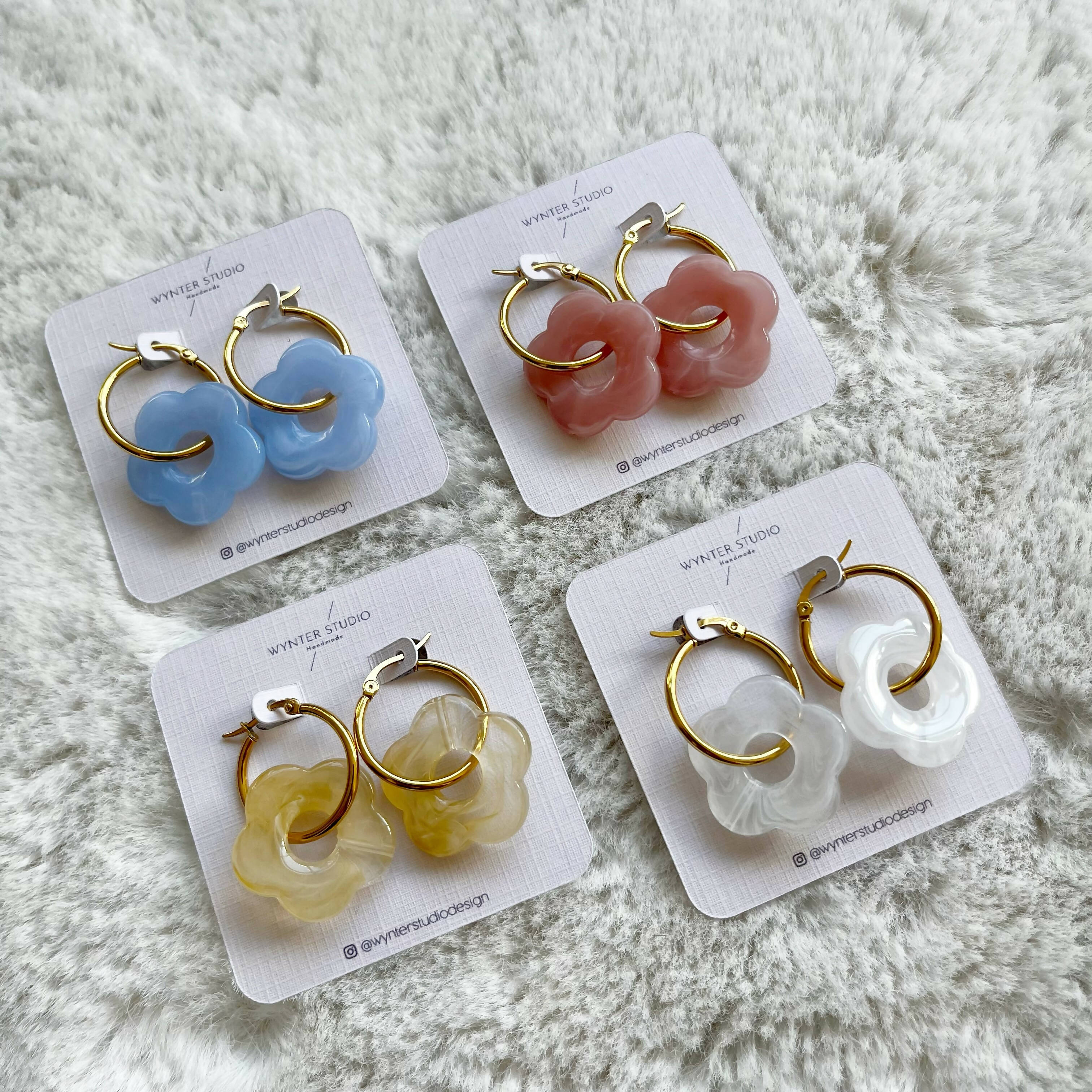 Resin Daisy Marble Hoops