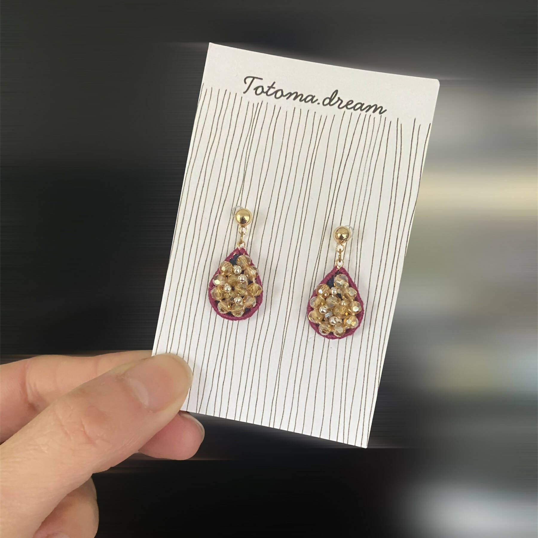 Pendant Crystal Embroidery Earrings (Waterdrop)