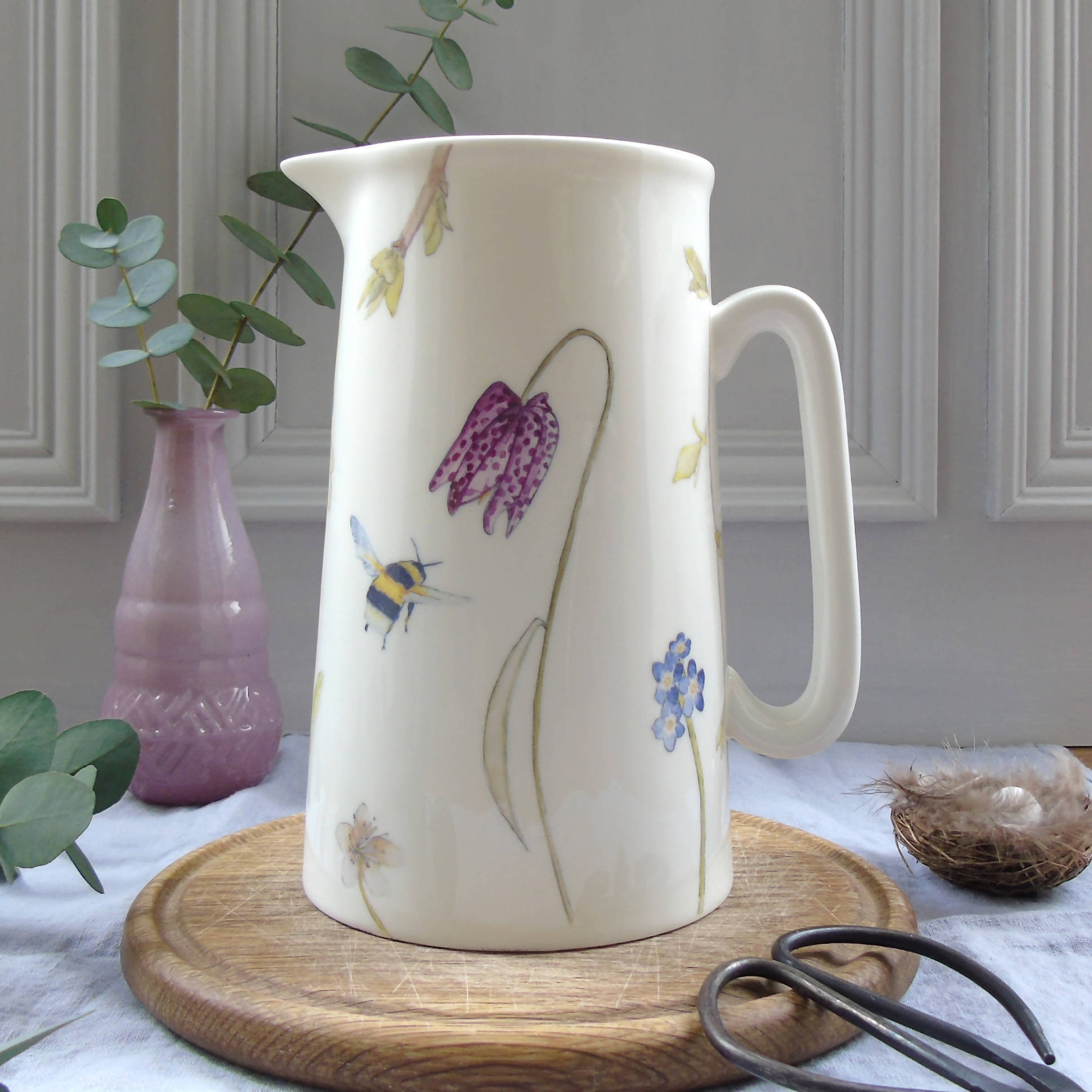 2Pint Bee Jug