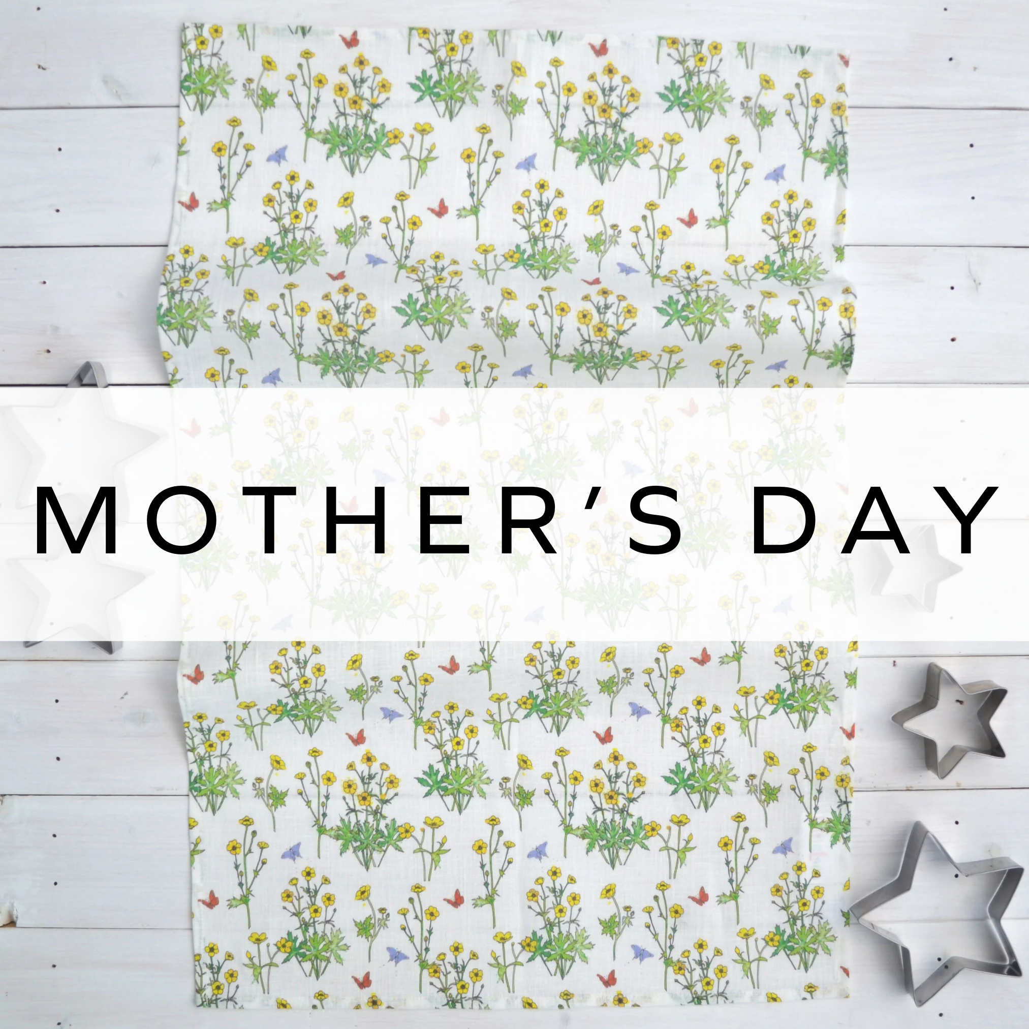 Elegant floral linen tea towel featuring a delicate botanical print, perfect for adding a touch of charm to any kitchen. A thoughtful and practical Mother’s Day gift for mums who love timeless, nature-inspired decor.