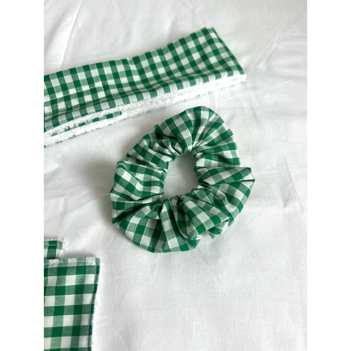 Green Gingham Spa Makeup Gift Set
