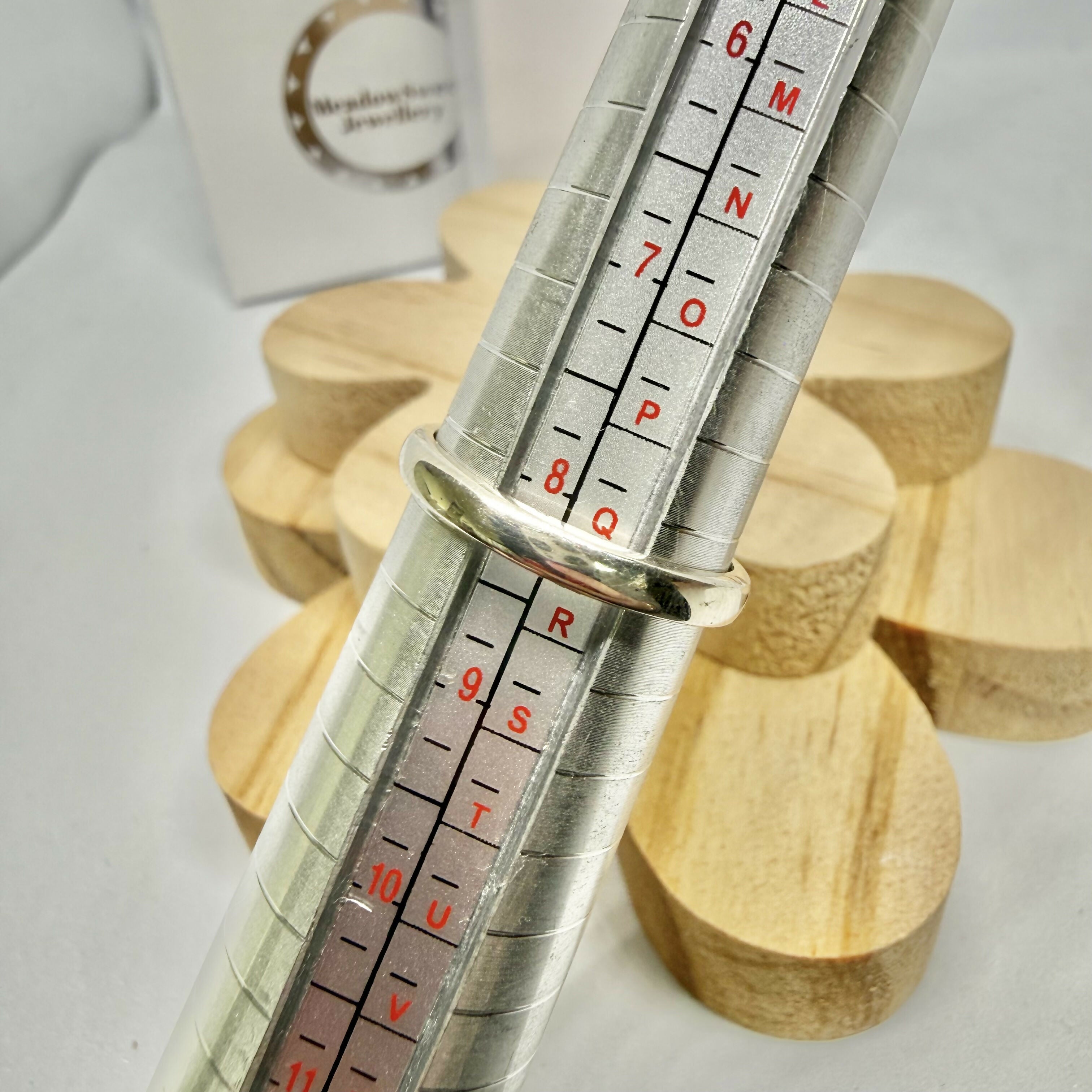 PINK MOONSTONE RECTANGULAR RING SIZE Q