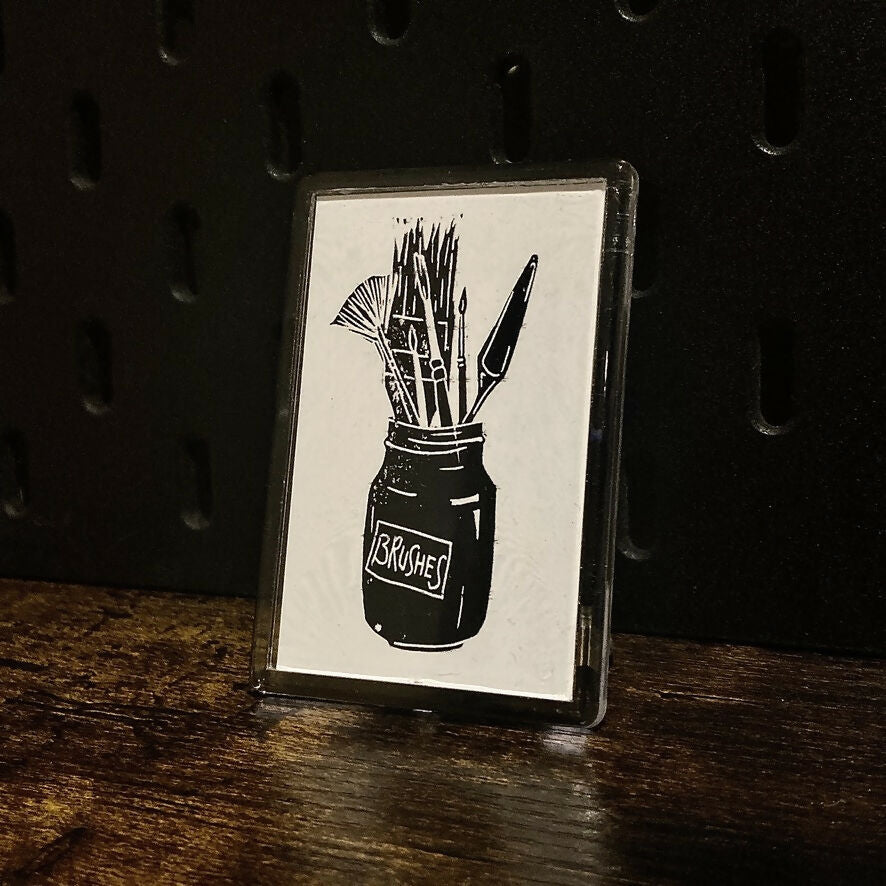 Magnet - Digital print of brushes lino
