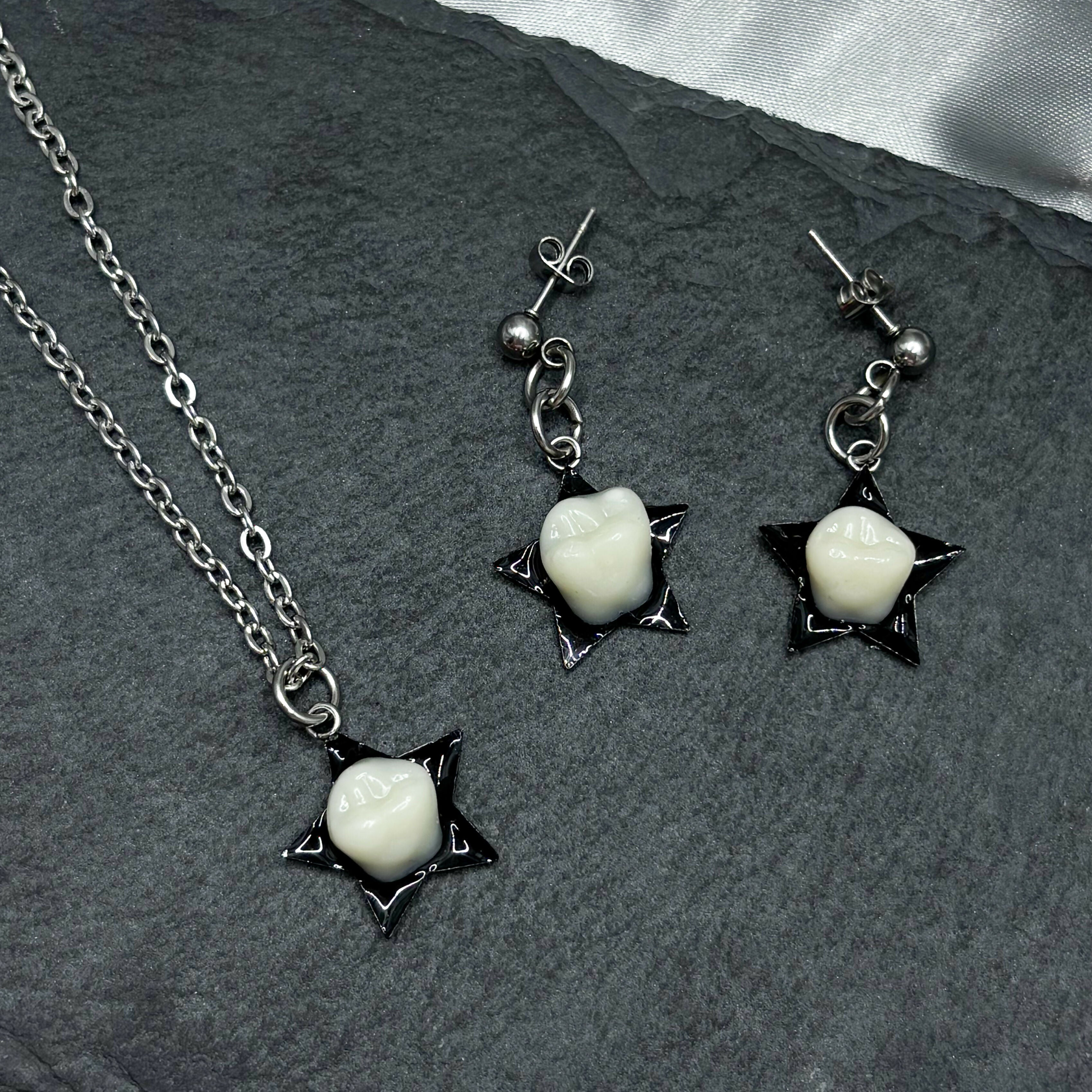 Star Tooth Necklace & Earrings Set